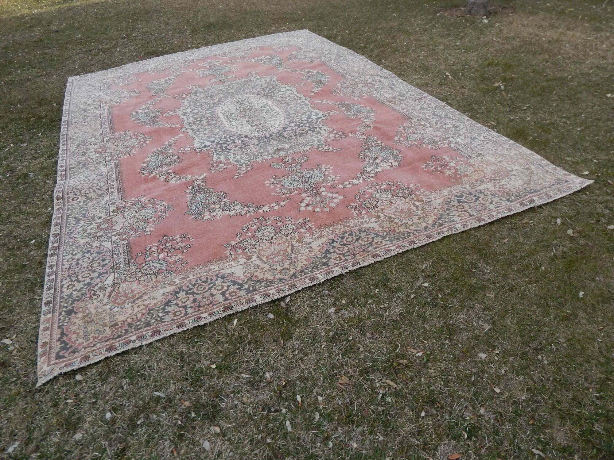 Vintage Turkish Oushak rug 245x345 cm