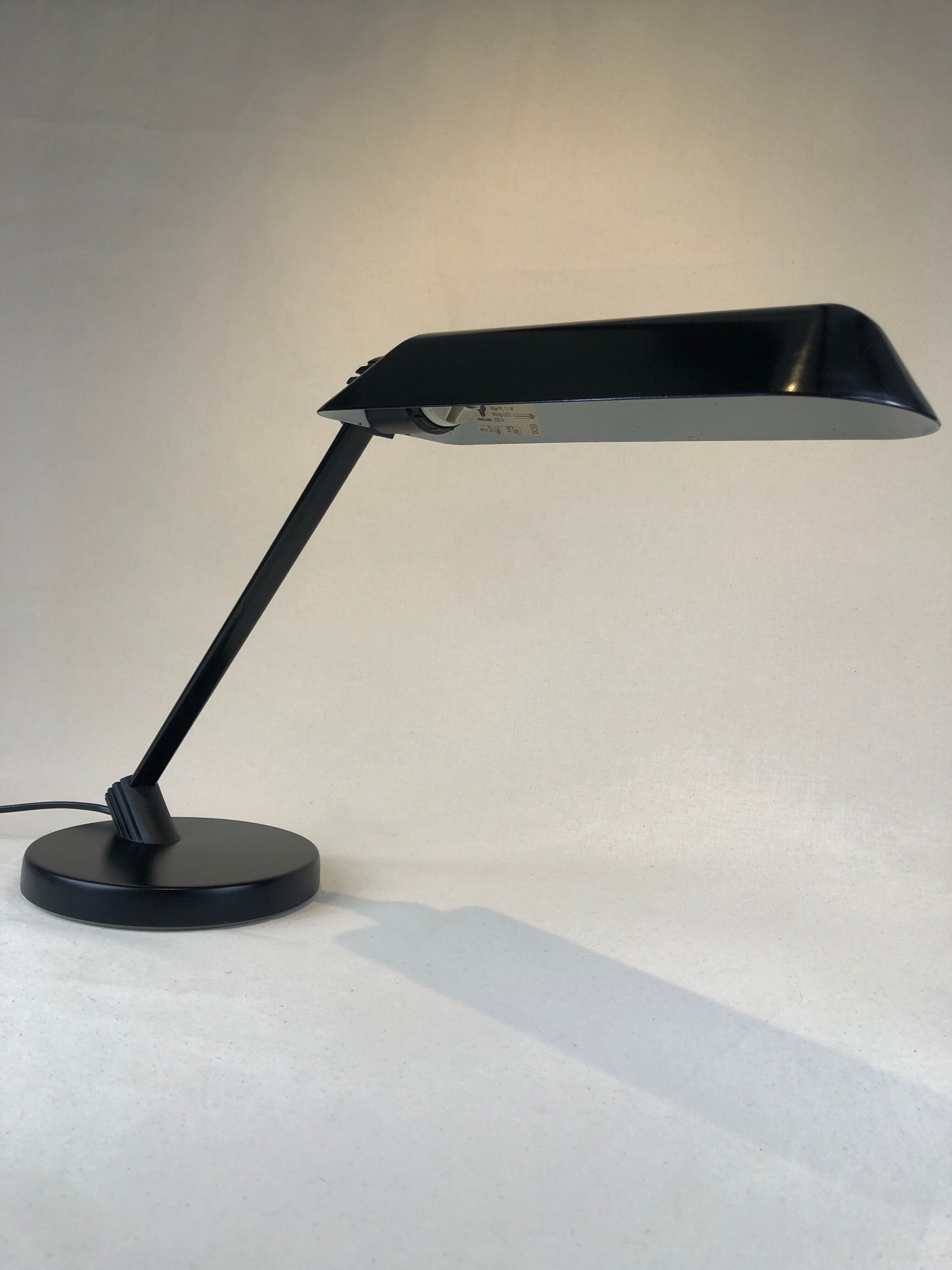 Black vintage desk lamp - Vrieland design