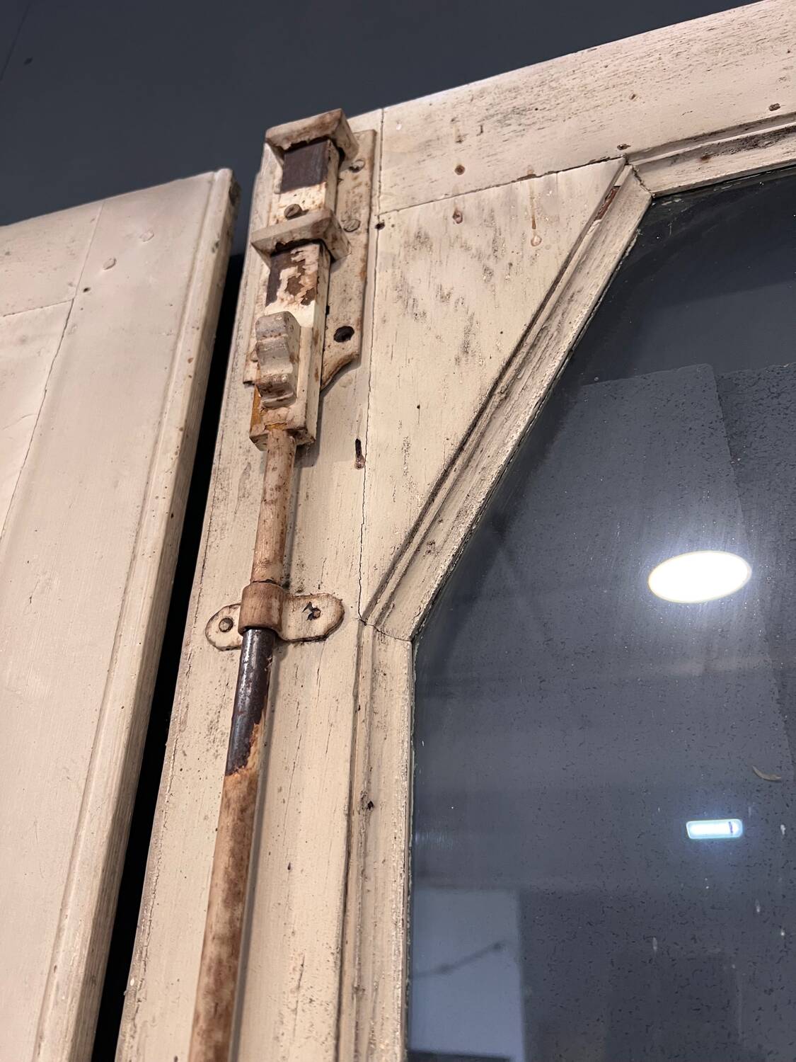 Art Deco double-leaf glass door