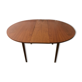 Vintage table with central extension