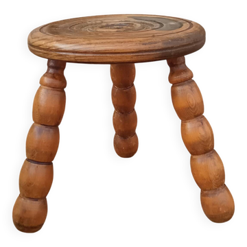 Tabouret tripode en chêne