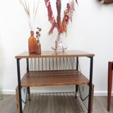 Expandable side table