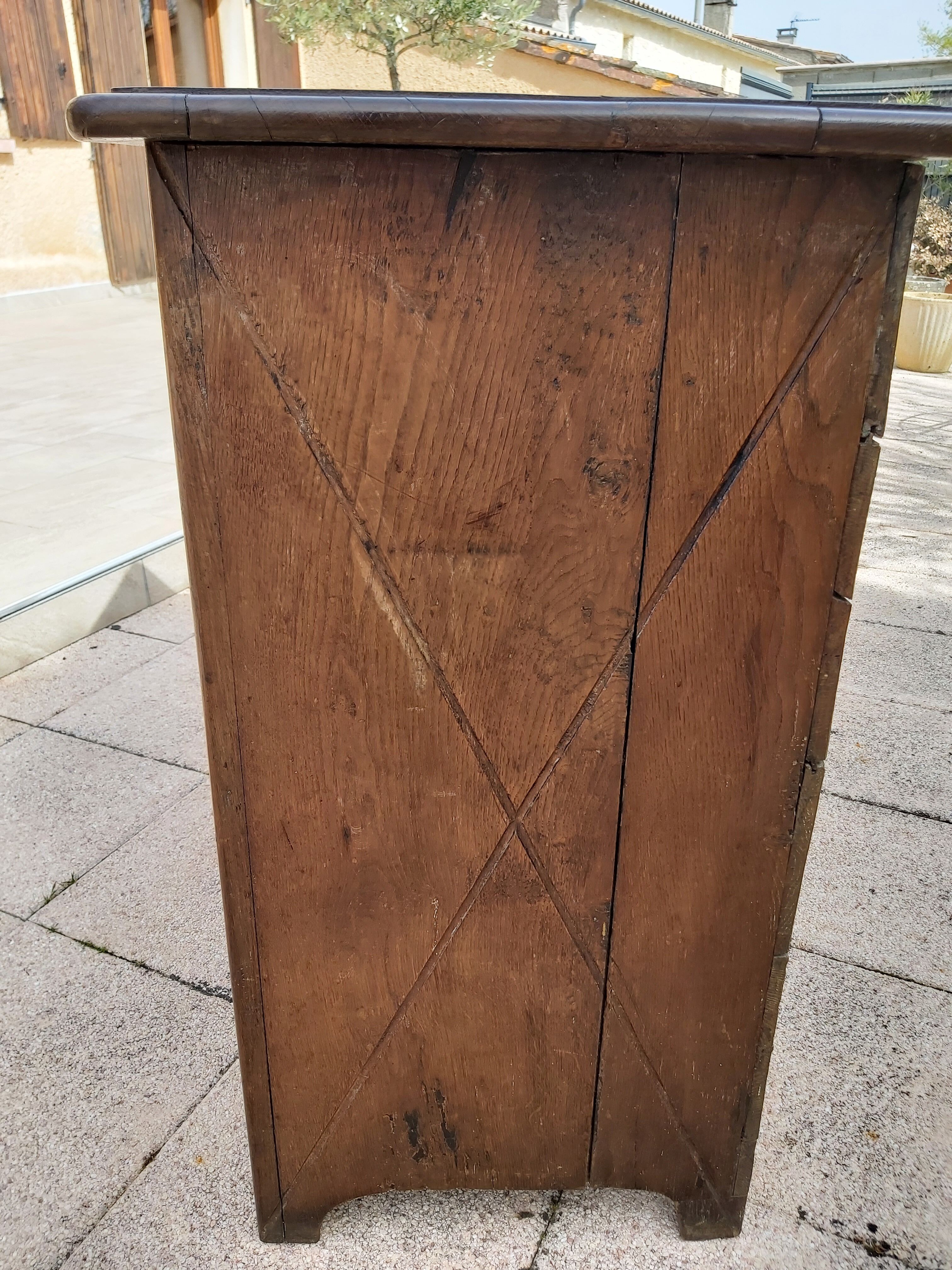 Eighteenth century oak buffet