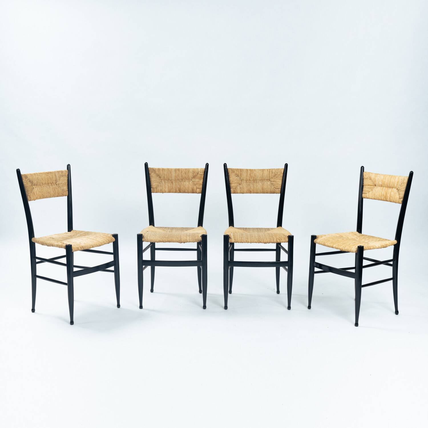 Chaises italiennes Chiavari en hêtre et paille noires, années 1950