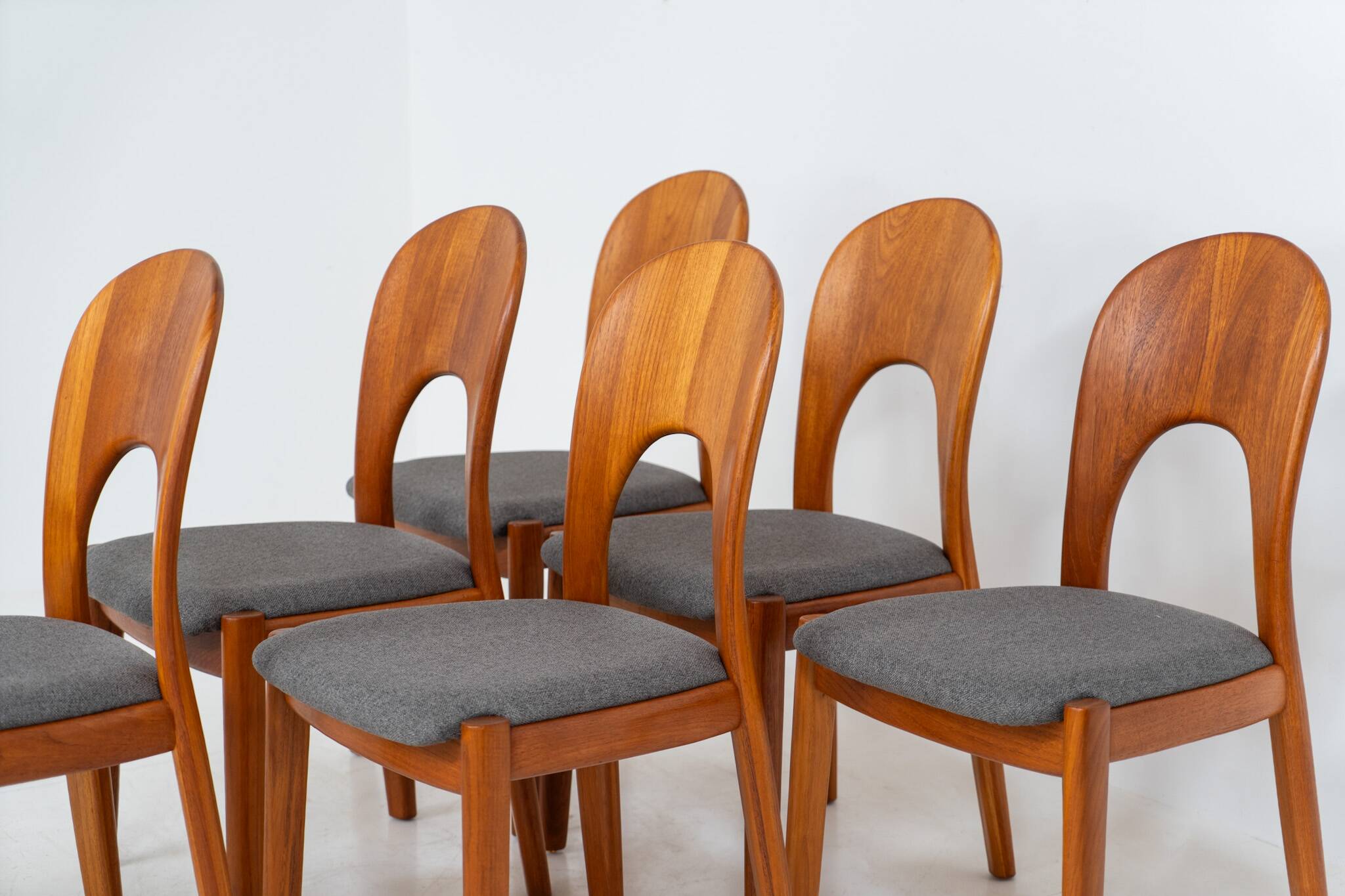 Ensemble de 6 chaises de salle à manger "Morten" par Niels Koefoed