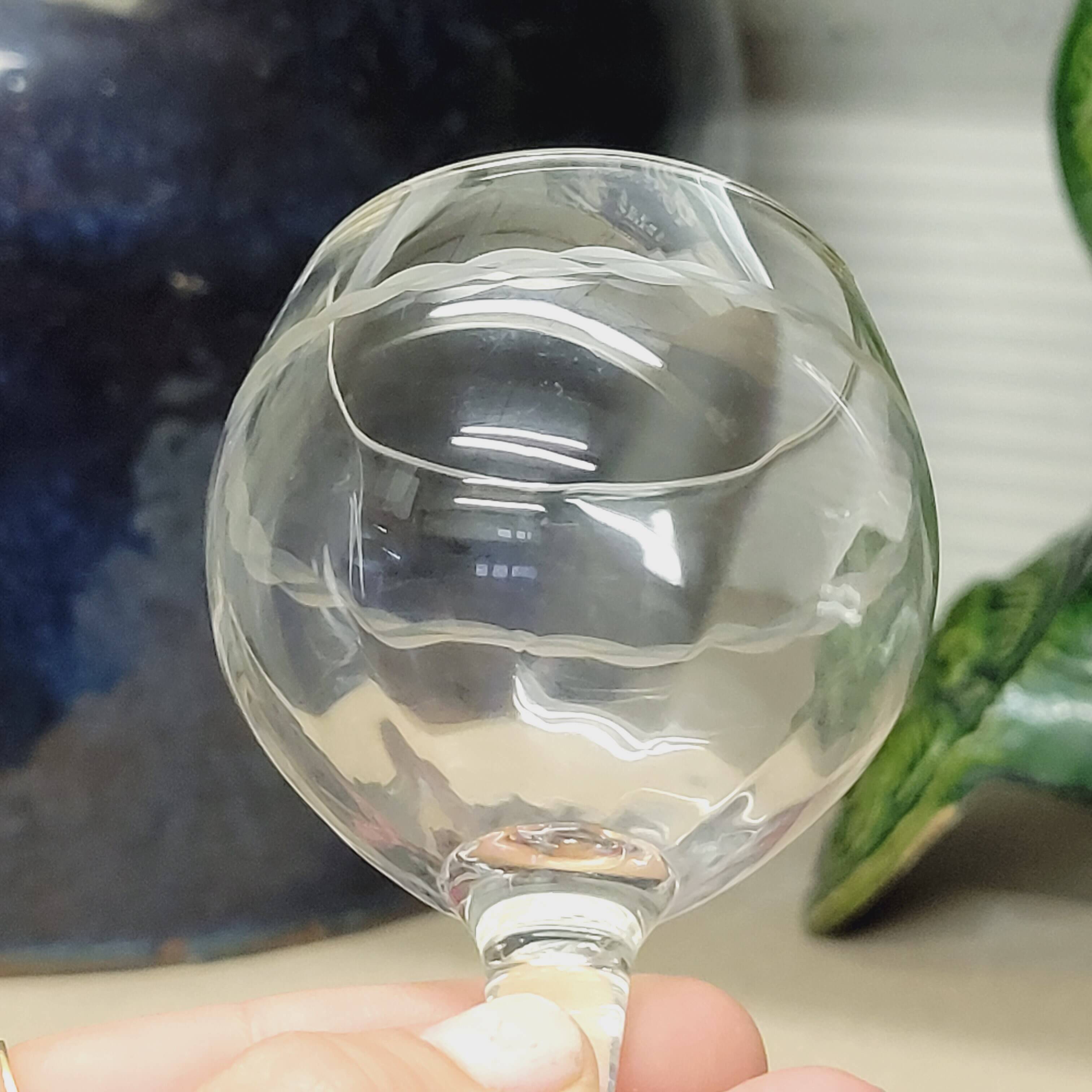 8 wine glasses in chiseled cut glass