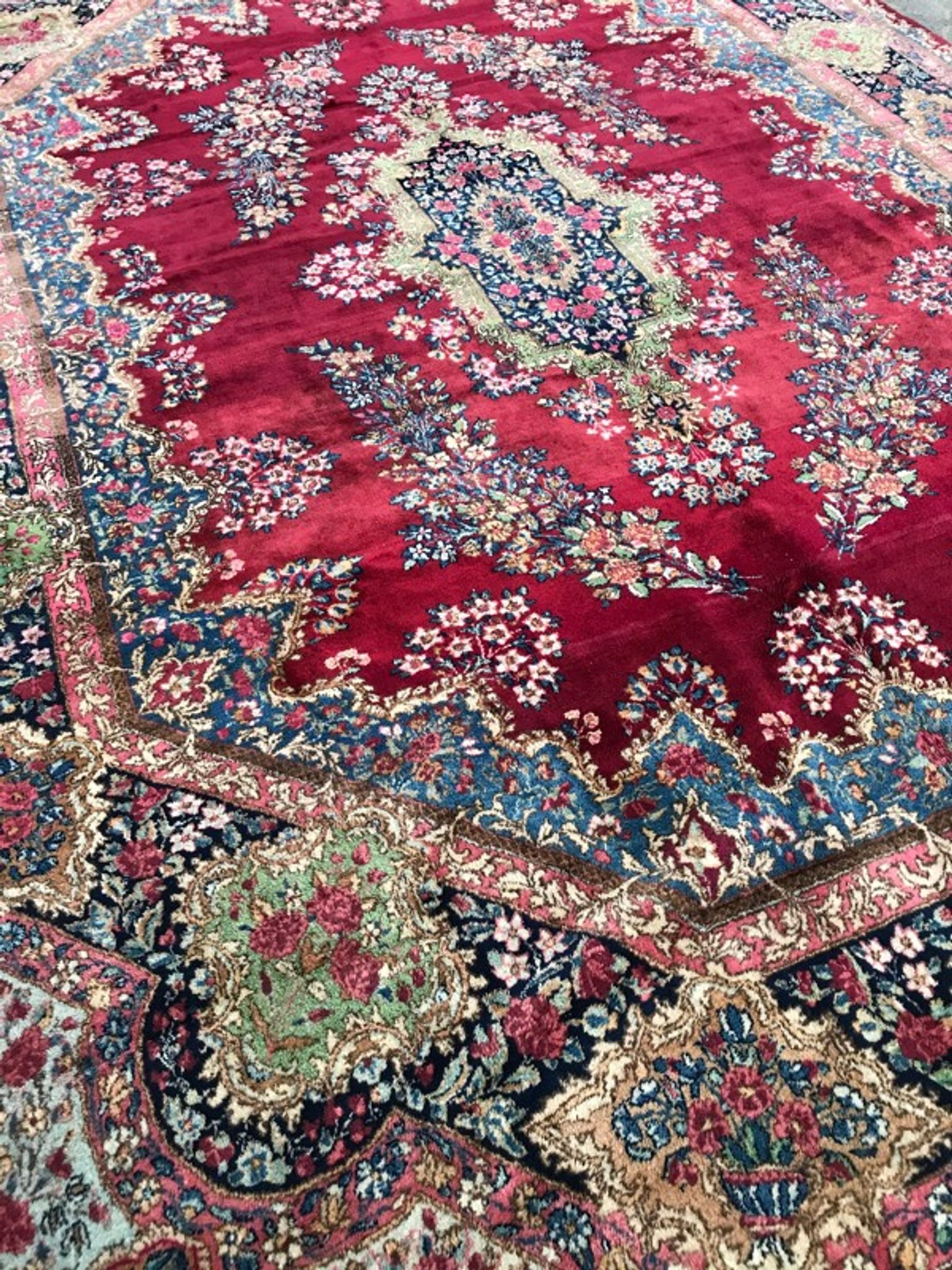 Old carpet Kirman late 270x380 cm