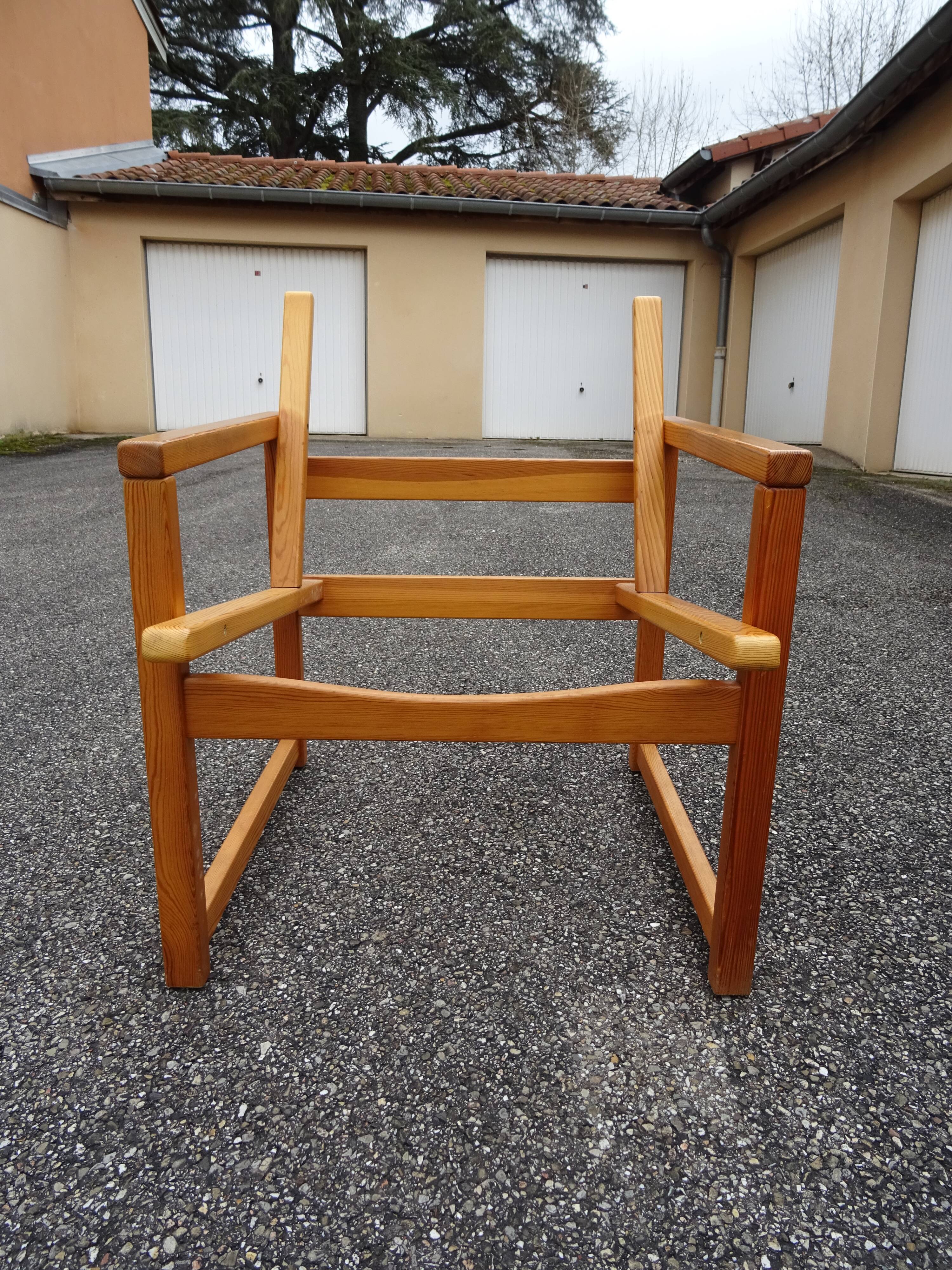 Paire de fauteuils style scandinave, années 70-80