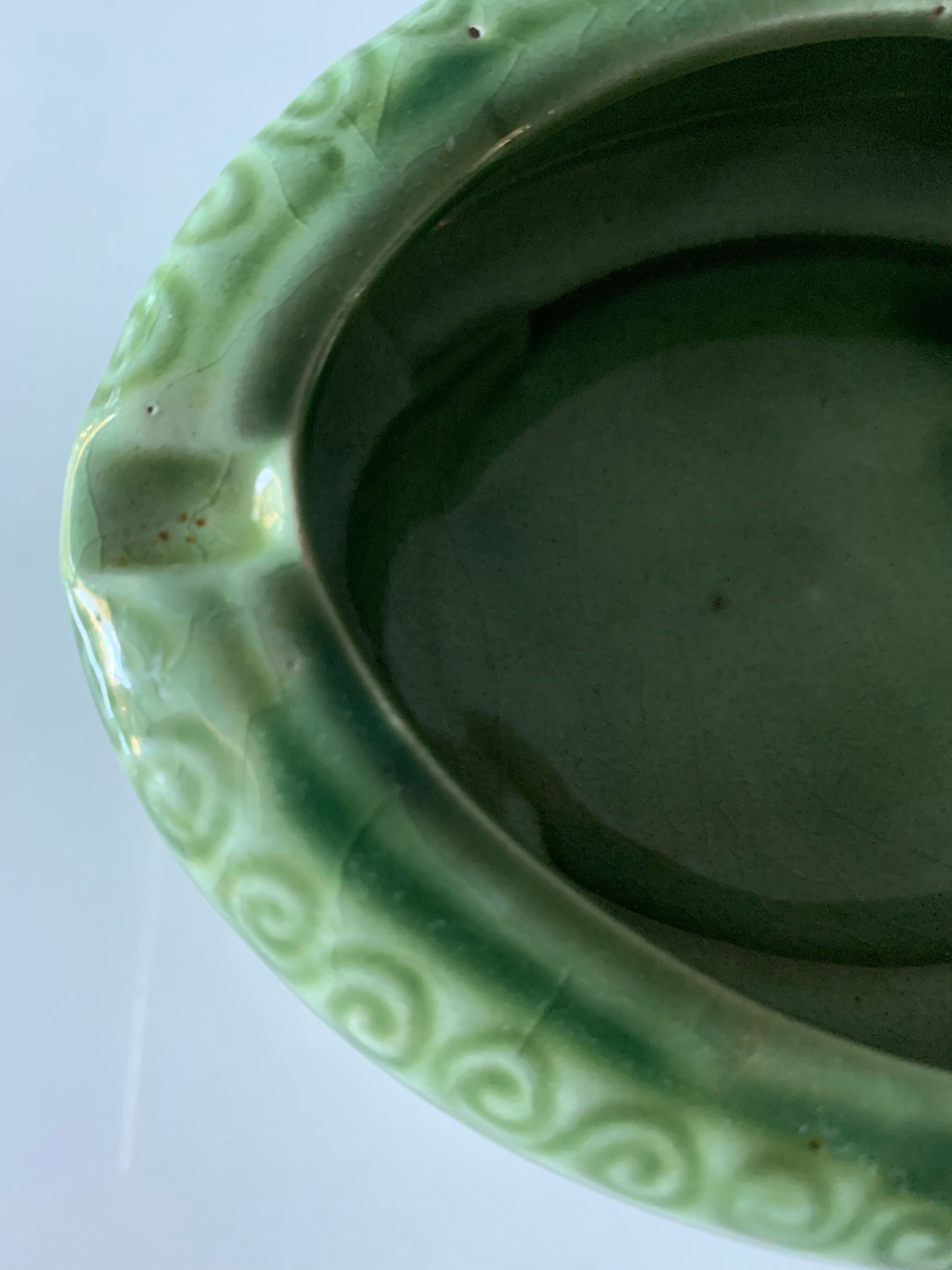 Cendrier arabesque vert