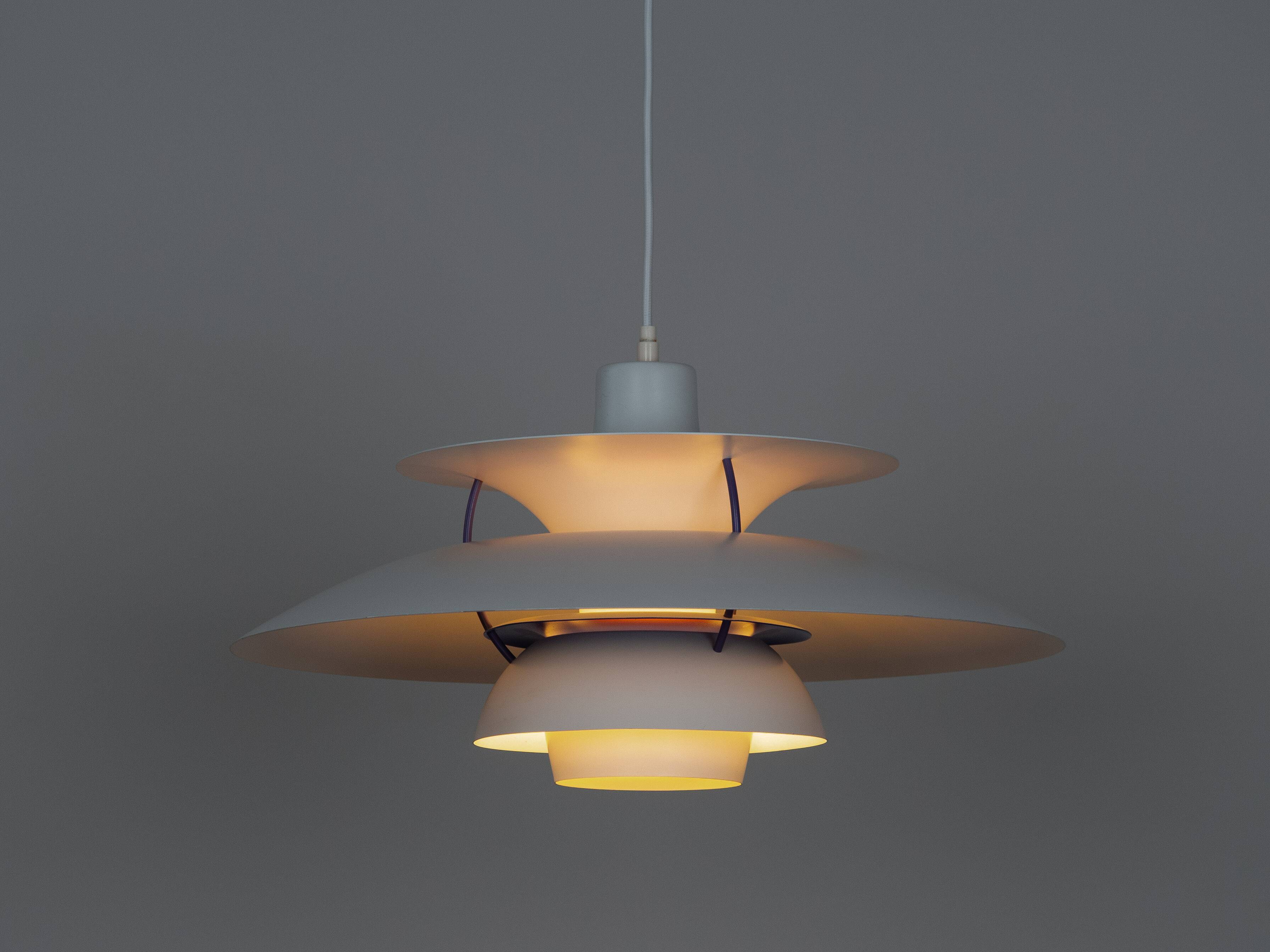 Suspension vintage danoise PH 5 par Poul Henningsen, Louis Poulsen, 1958