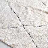 Moroccan Berber carpet Beni Ouarain ecru with black diamonds engraved 275x208cm