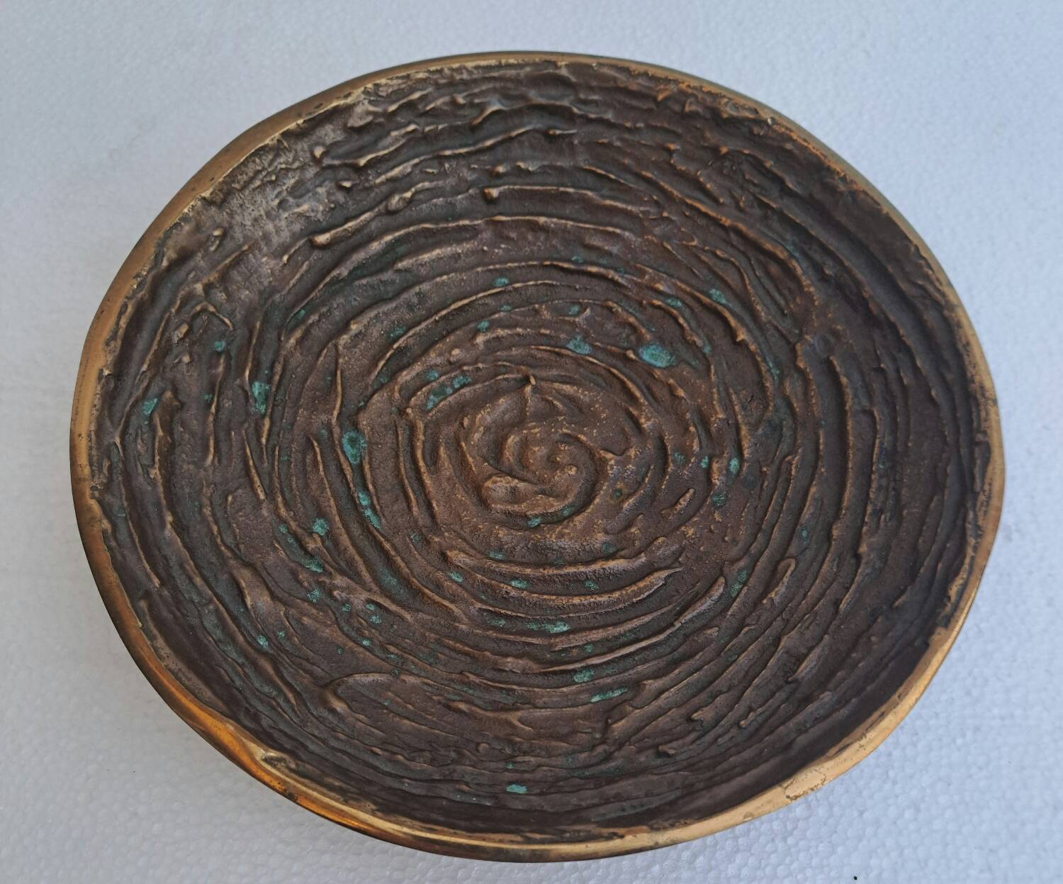 Brutalist bronze cup horst dalbeck