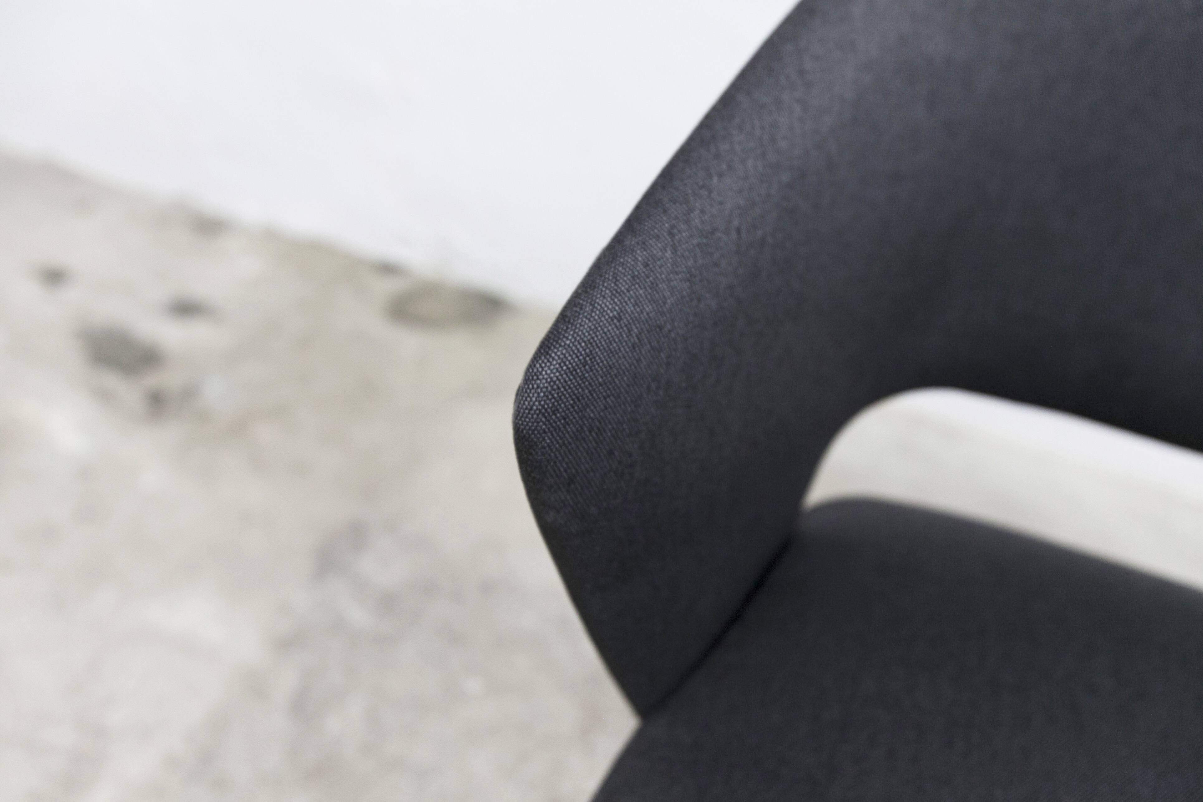 Fauteuil coquille 1958 Michel Ducaroy édition Roset restauré