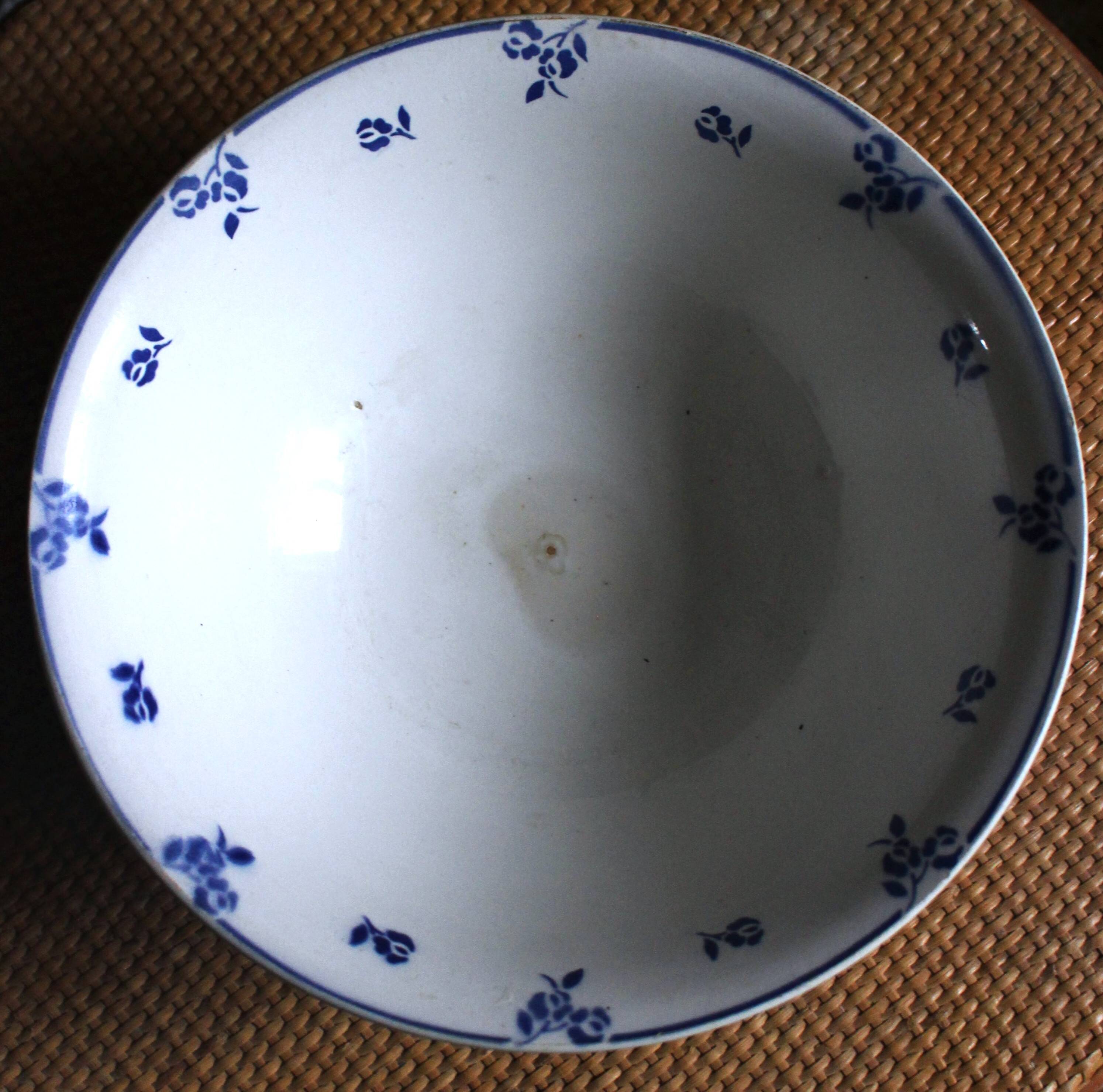Blue salad bowl Digoin Art Deco Flowers