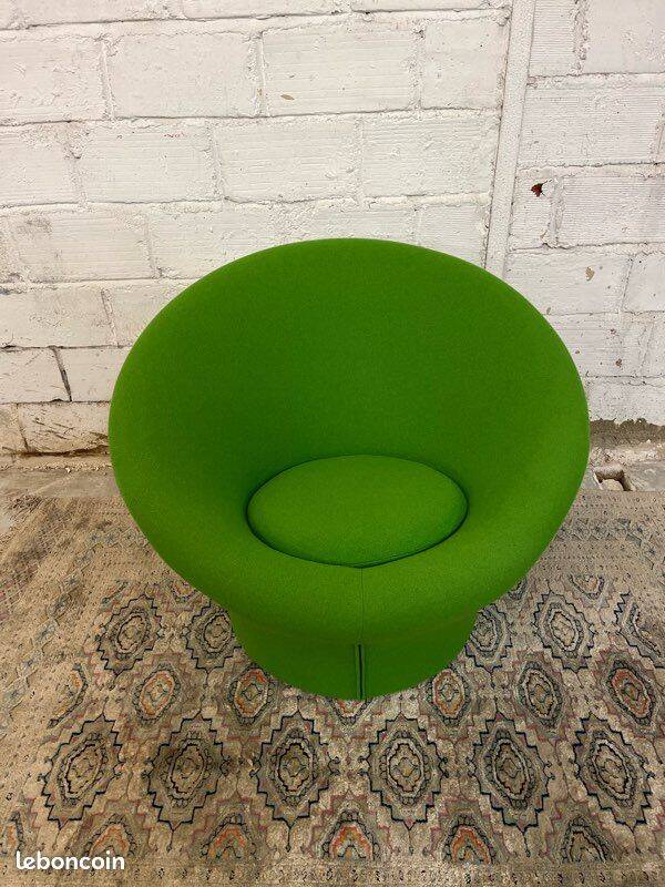 Mushroom model armchair by Pierre Paulin, vintage, Artifort edition, 1960.