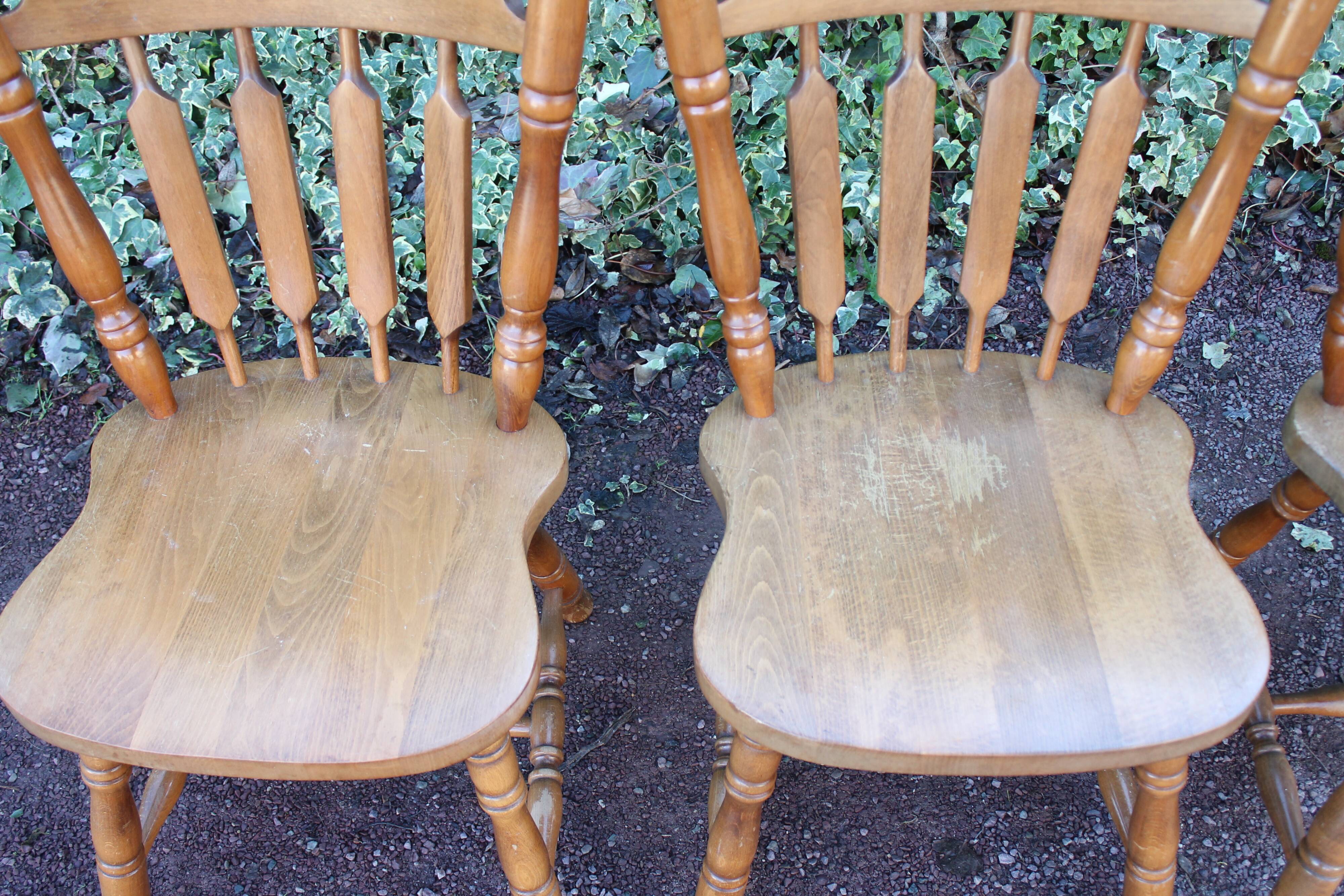 Lot of 4 western chairs