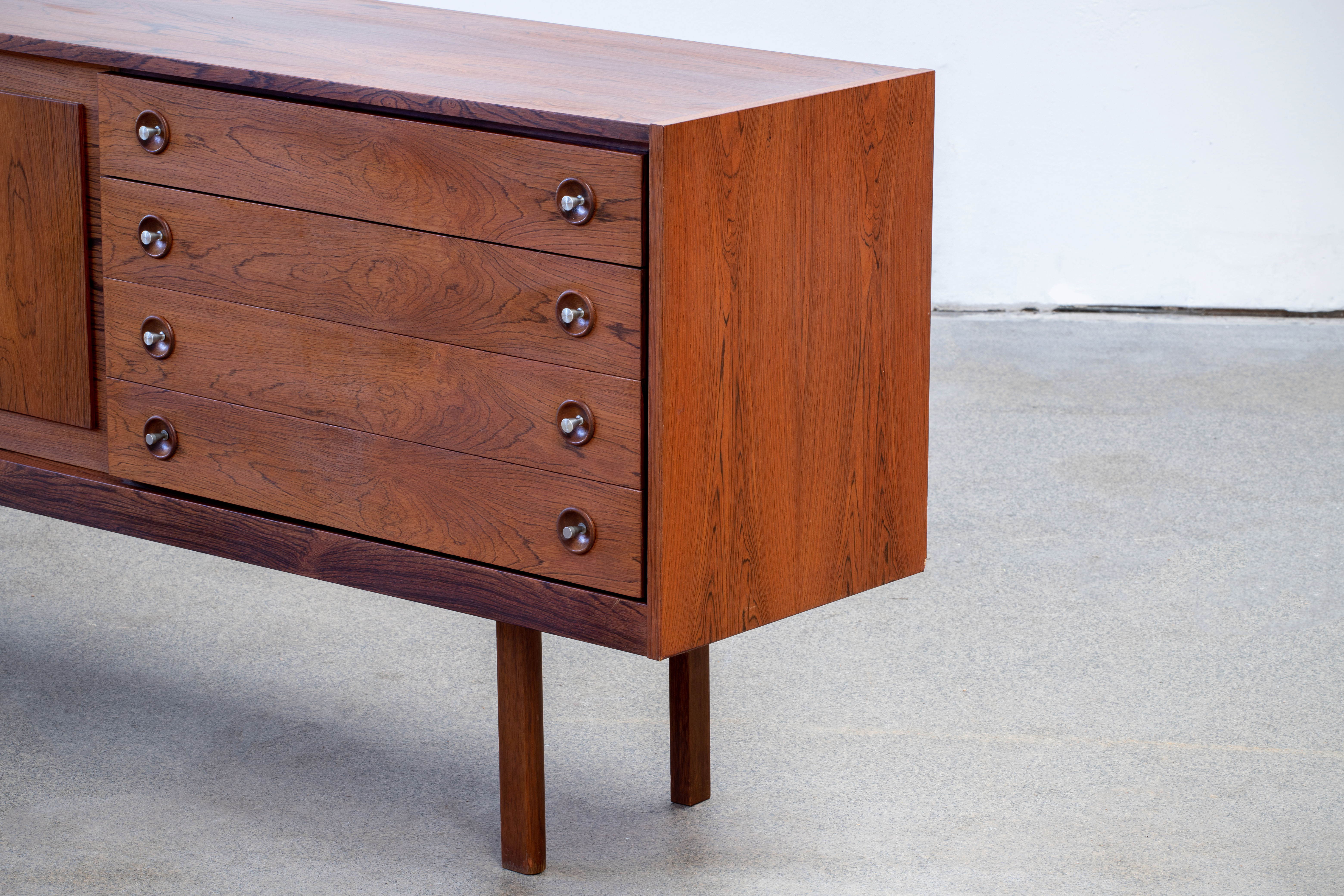 Enfilade scandinave vintage en palissandre 1960