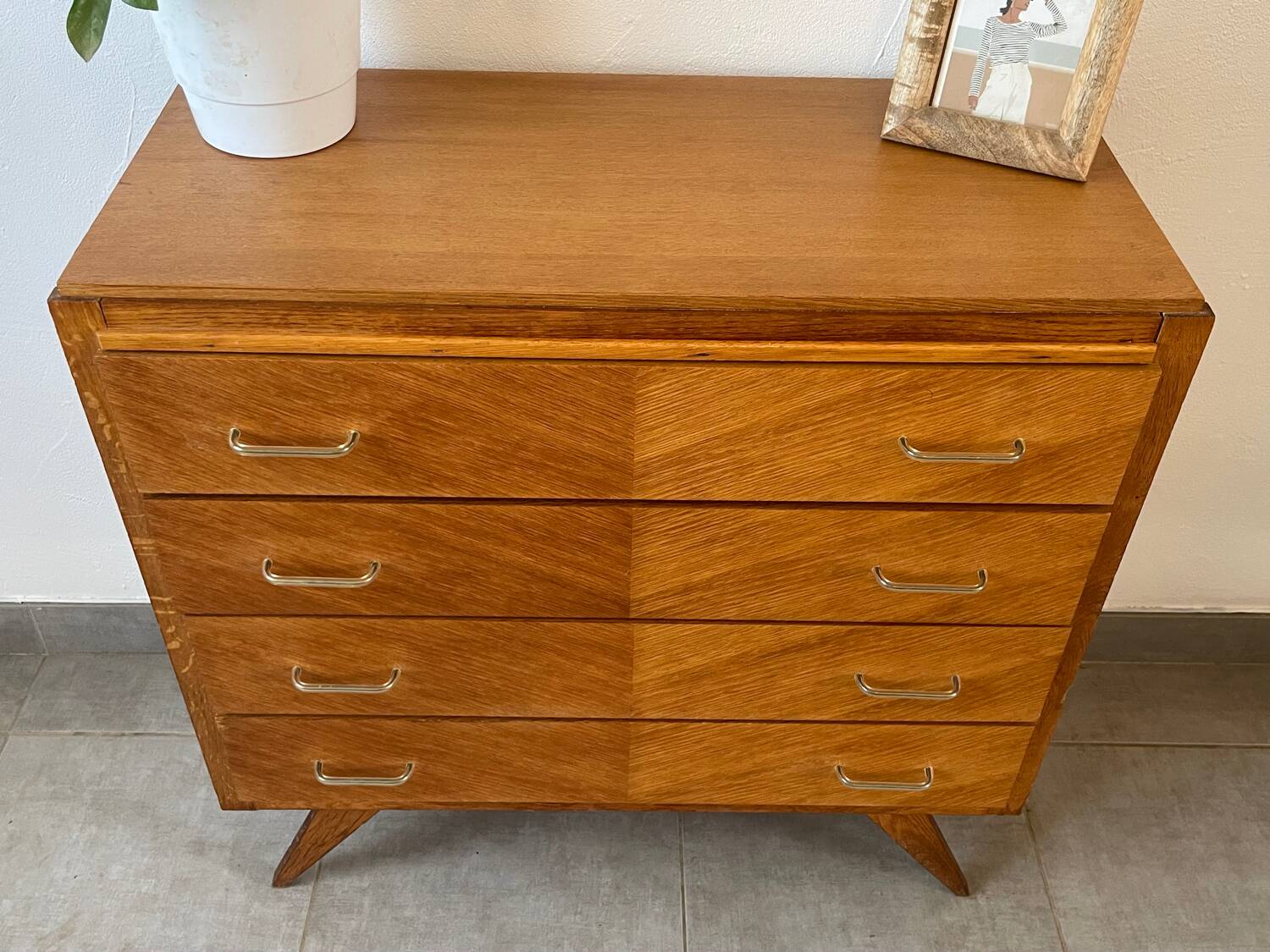 Charmante commode vintage en chêne