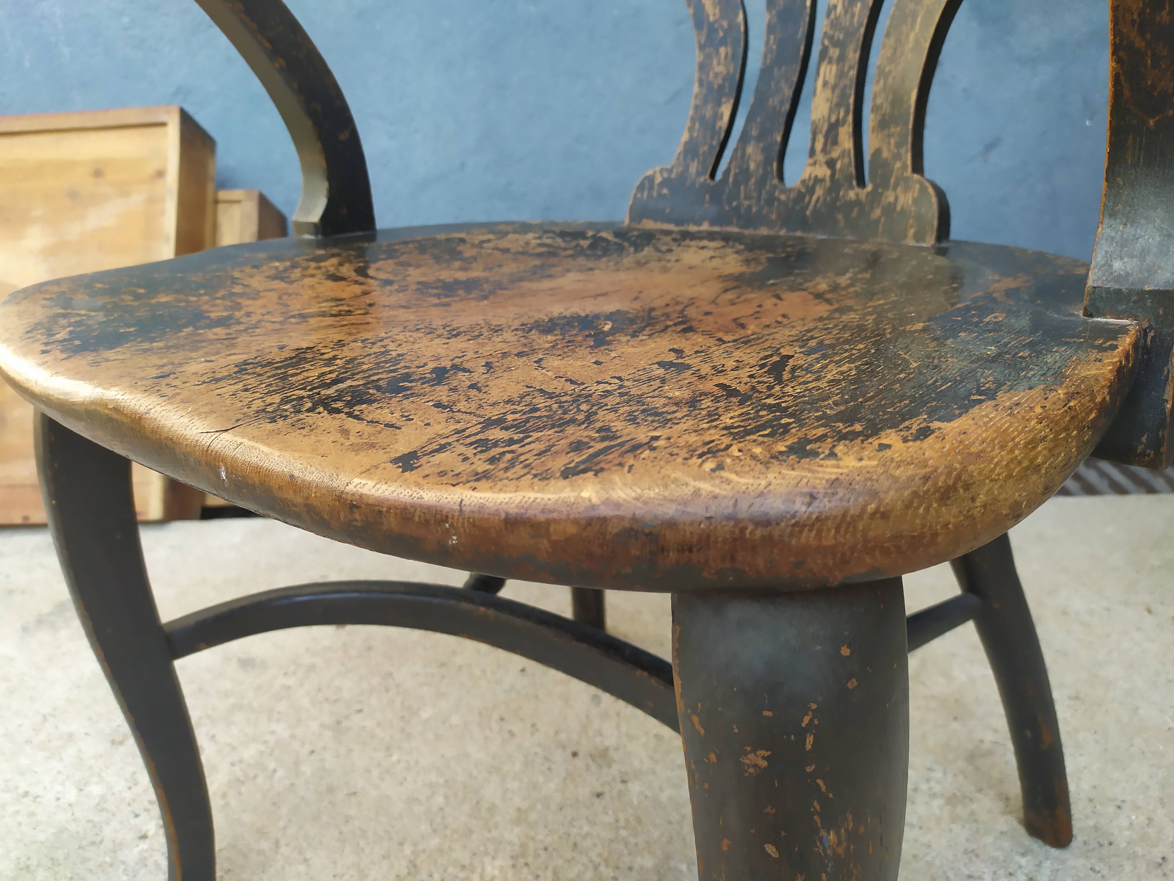 Pair of American armchairs