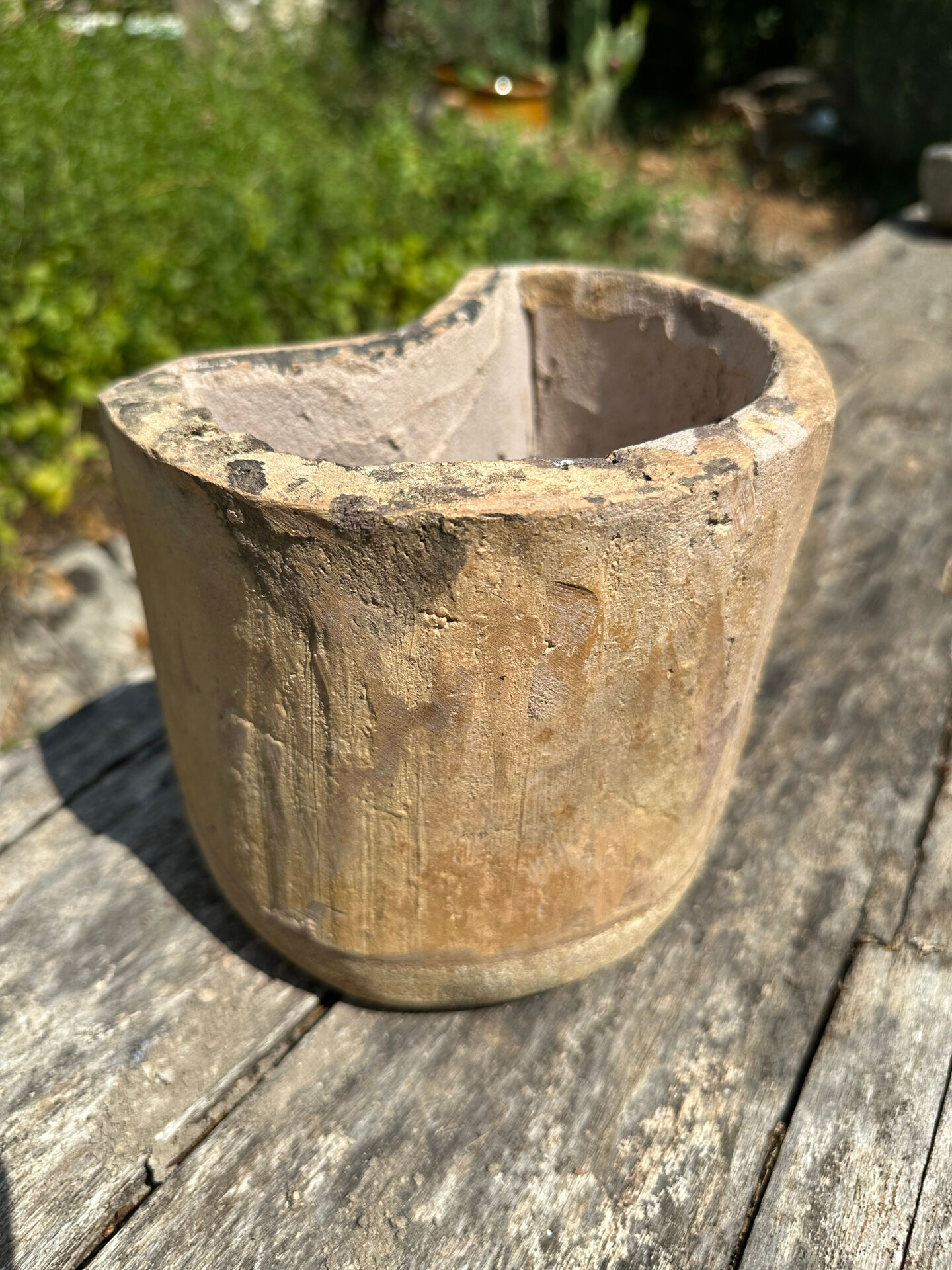 Pot demi-lune en tuiles provençales