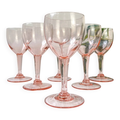 6 verres à vin rouge vintage en verre rose à facettes – années 1950 – élégance française