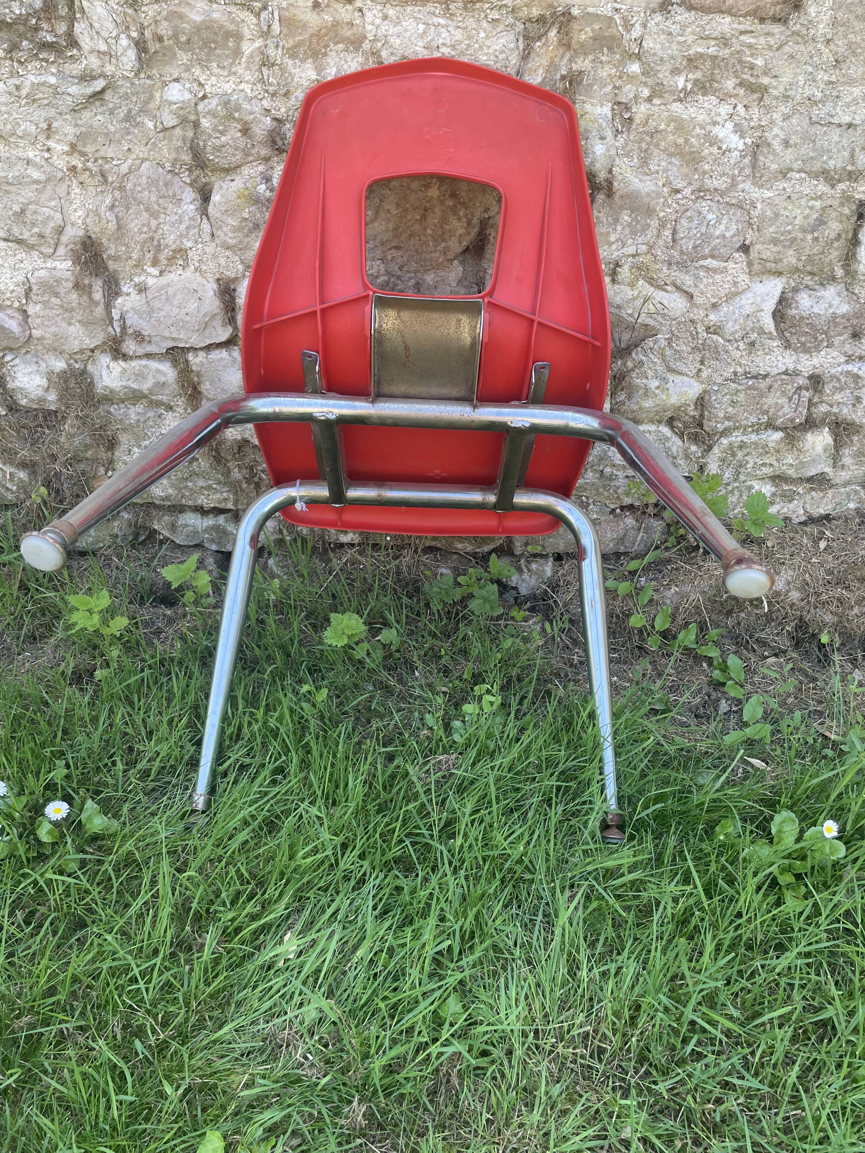 4 children's chairs Year 60