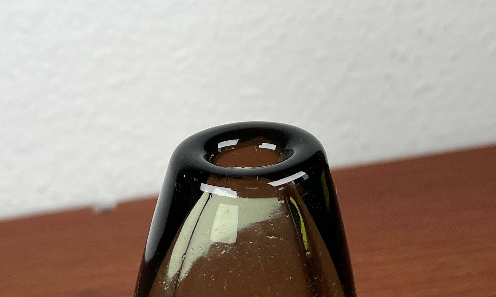 Danish glass vase in mid-century style by Per Lütken for Holmegaard, 1960s.