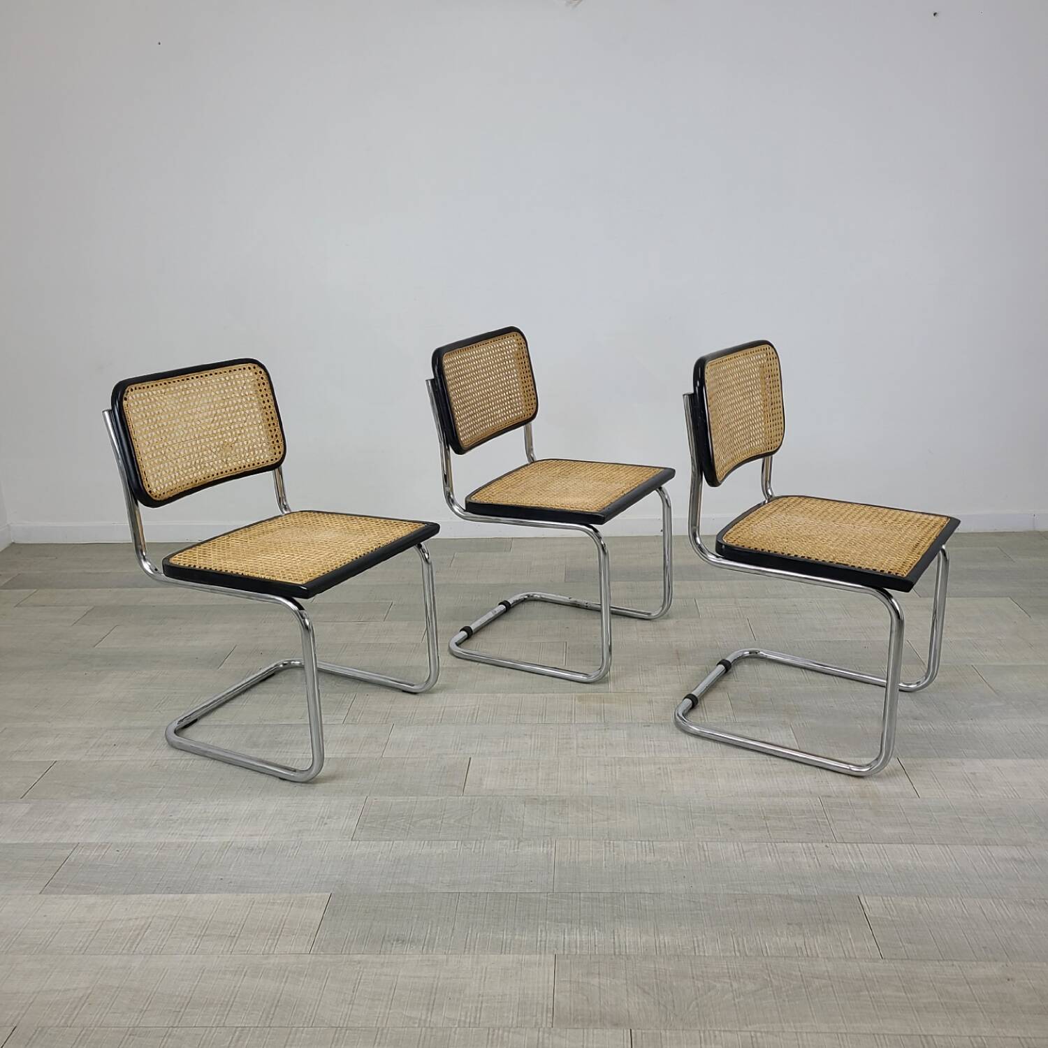 Chaise cesca B32 design Marcel Breuer vintage Bauhaus 1970