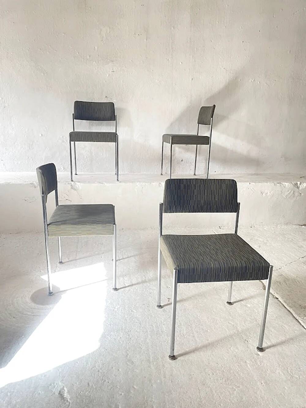 Set of 4 vintage Girsberger Martin Stoll chairs 1970s Switzerland