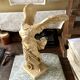 "Victoire de Samothrace", statuette en plâtre beige