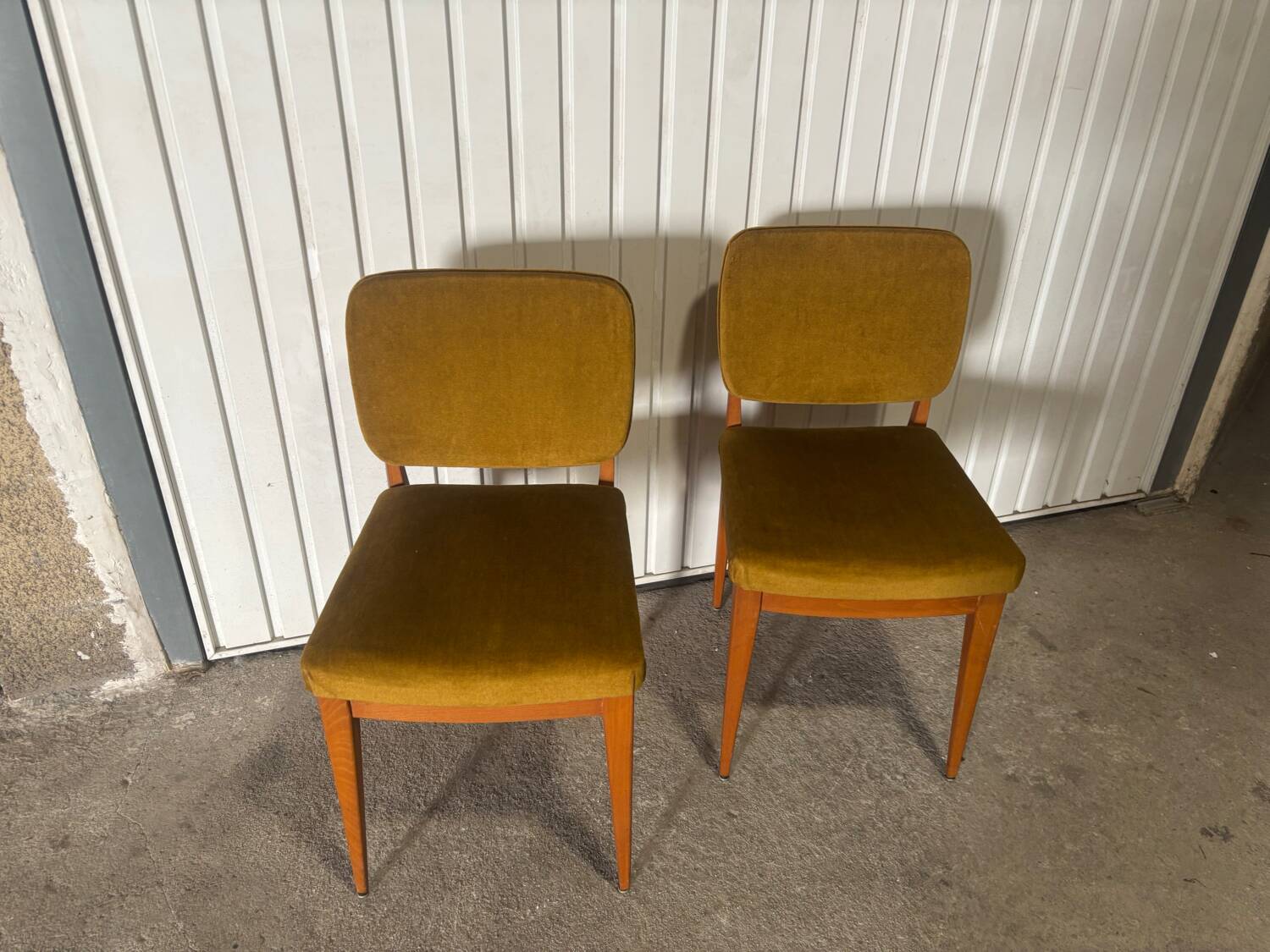 Pair of vintage 60s chairs – mustard velvet and splayed legs