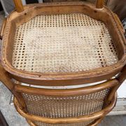 Thonet chair no. 811 in bent wood, design by Josef Hoffman.