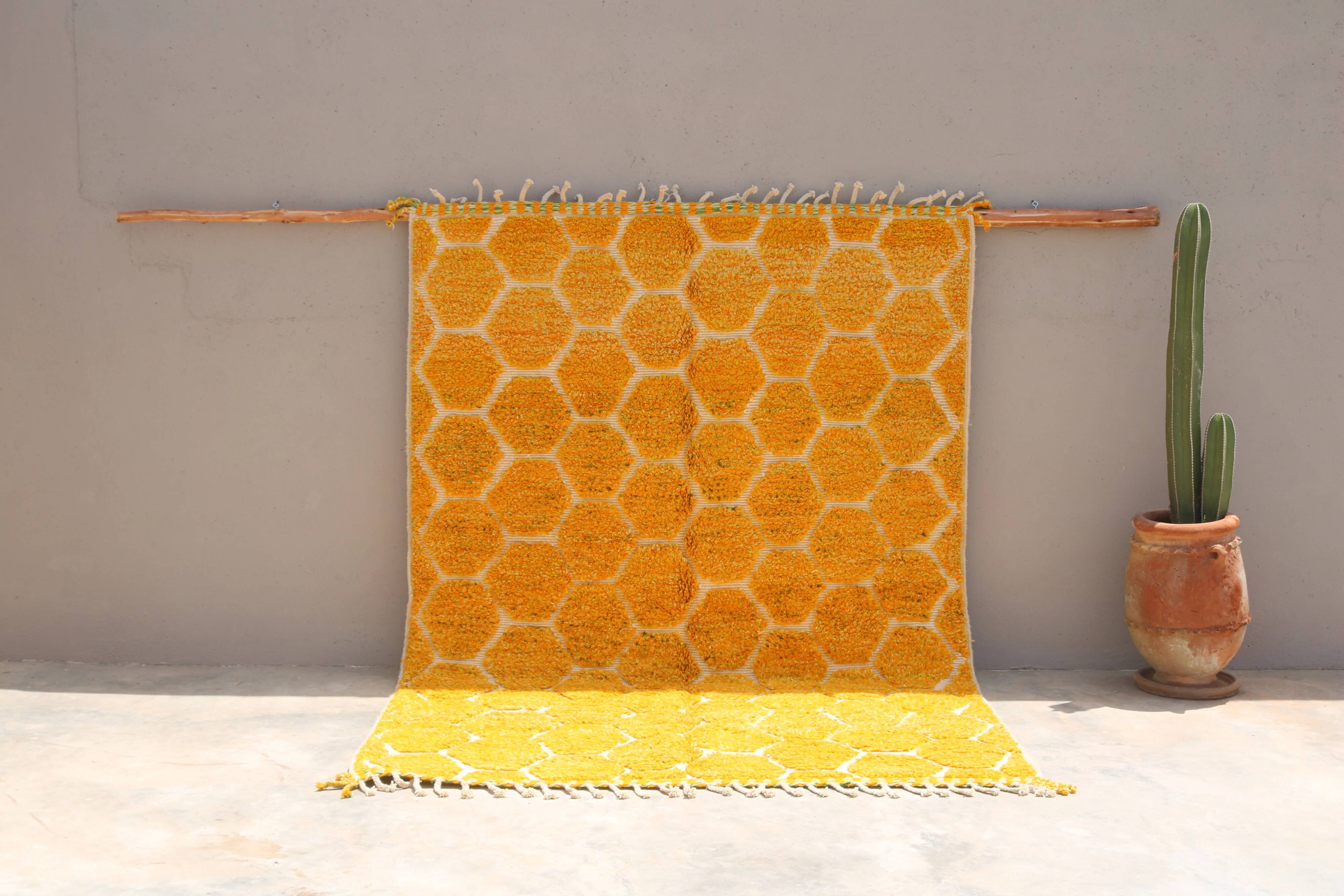 Large handmade colourful rug, 300 x 210 cm - G1021