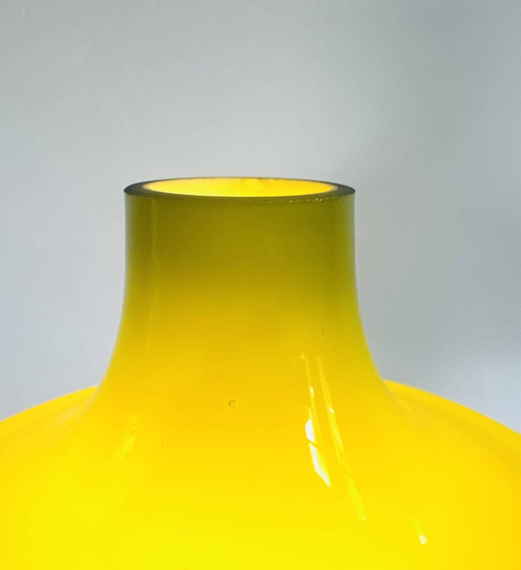 Sculptural Table Lamp In Green And Opal Glass By Dijkstra Lampen, The Netherlands 1960S