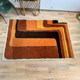 Vintage graphic rug / Amazon