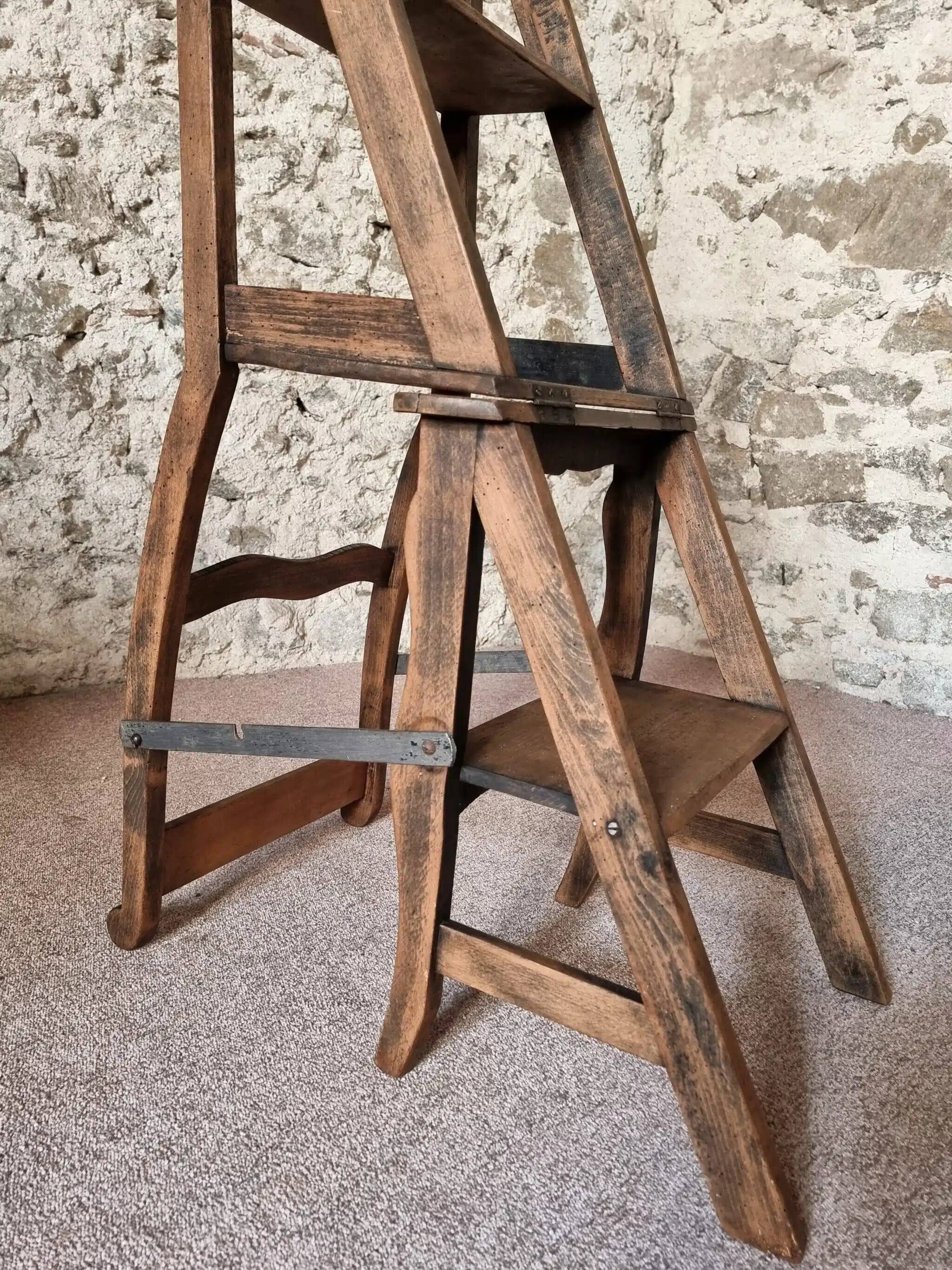 Chaise échelle de bibliothèque en chêne français antique – Tabouret escamotable
