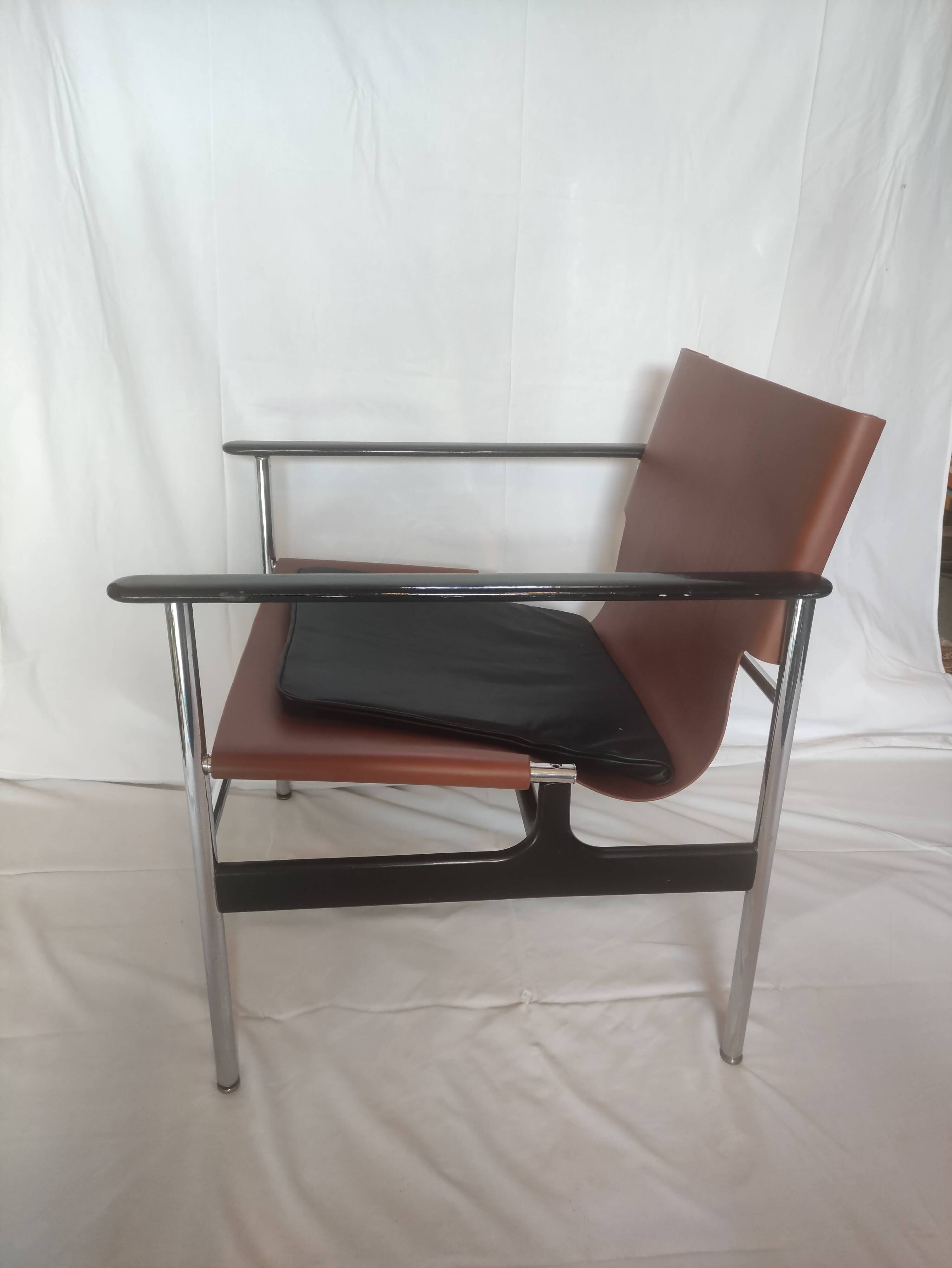Pair of armchairs, model 657 Sling chair by Charles Pollock for Knoll