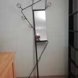 Wwall coat holder