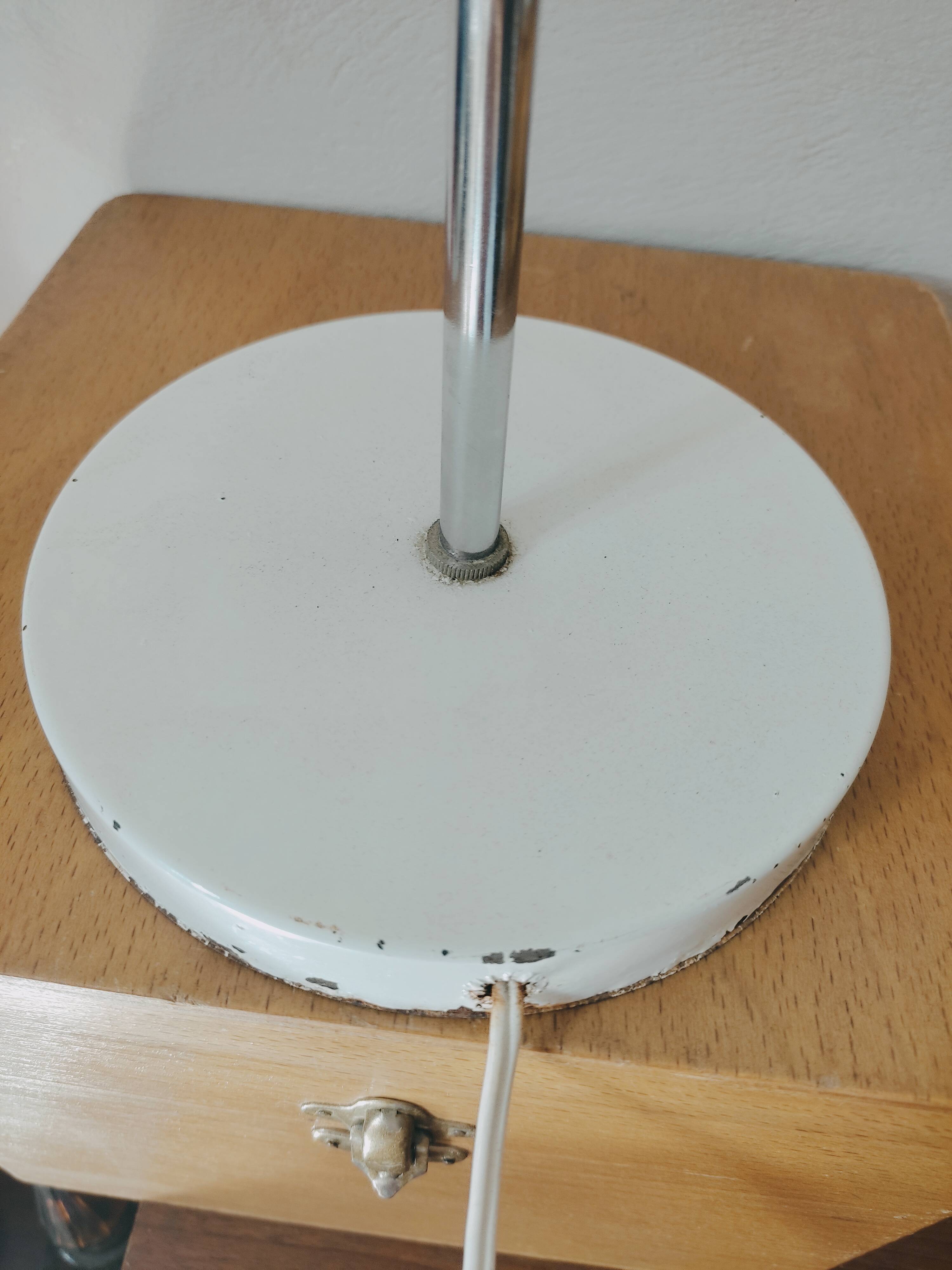 Duo of mushroom lamps with inclined lampshade