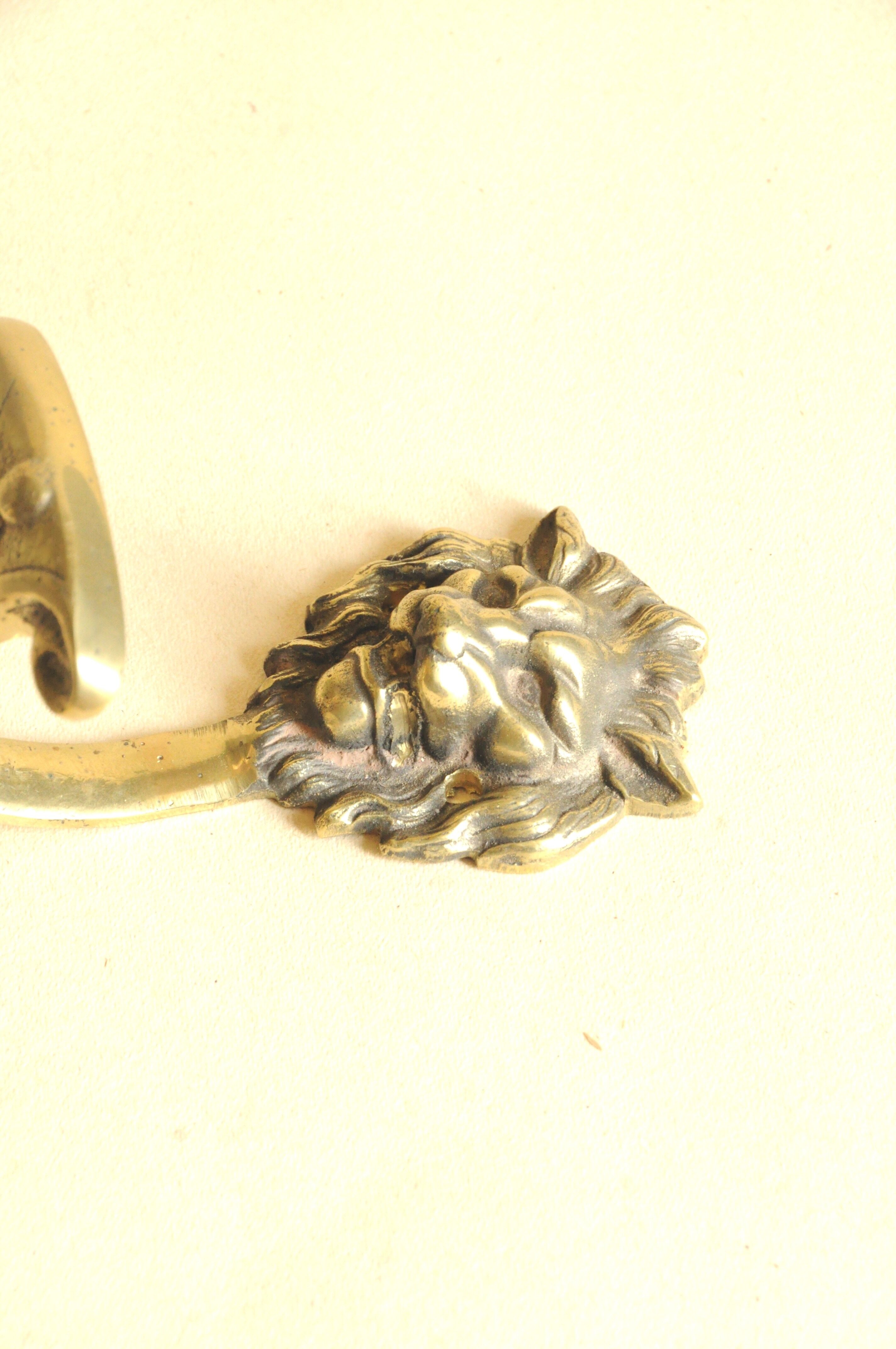 Animal Hook Lion Golden Brass - Handmade Wall Hook - Classic Style