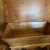 Bread bin