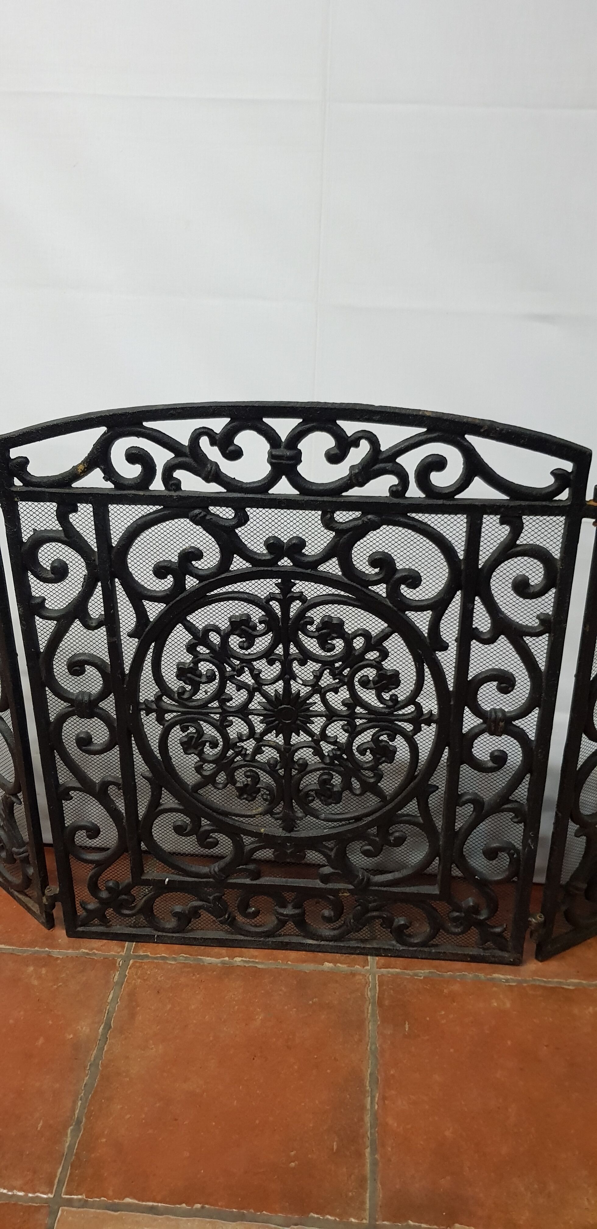 Cast iron firewall