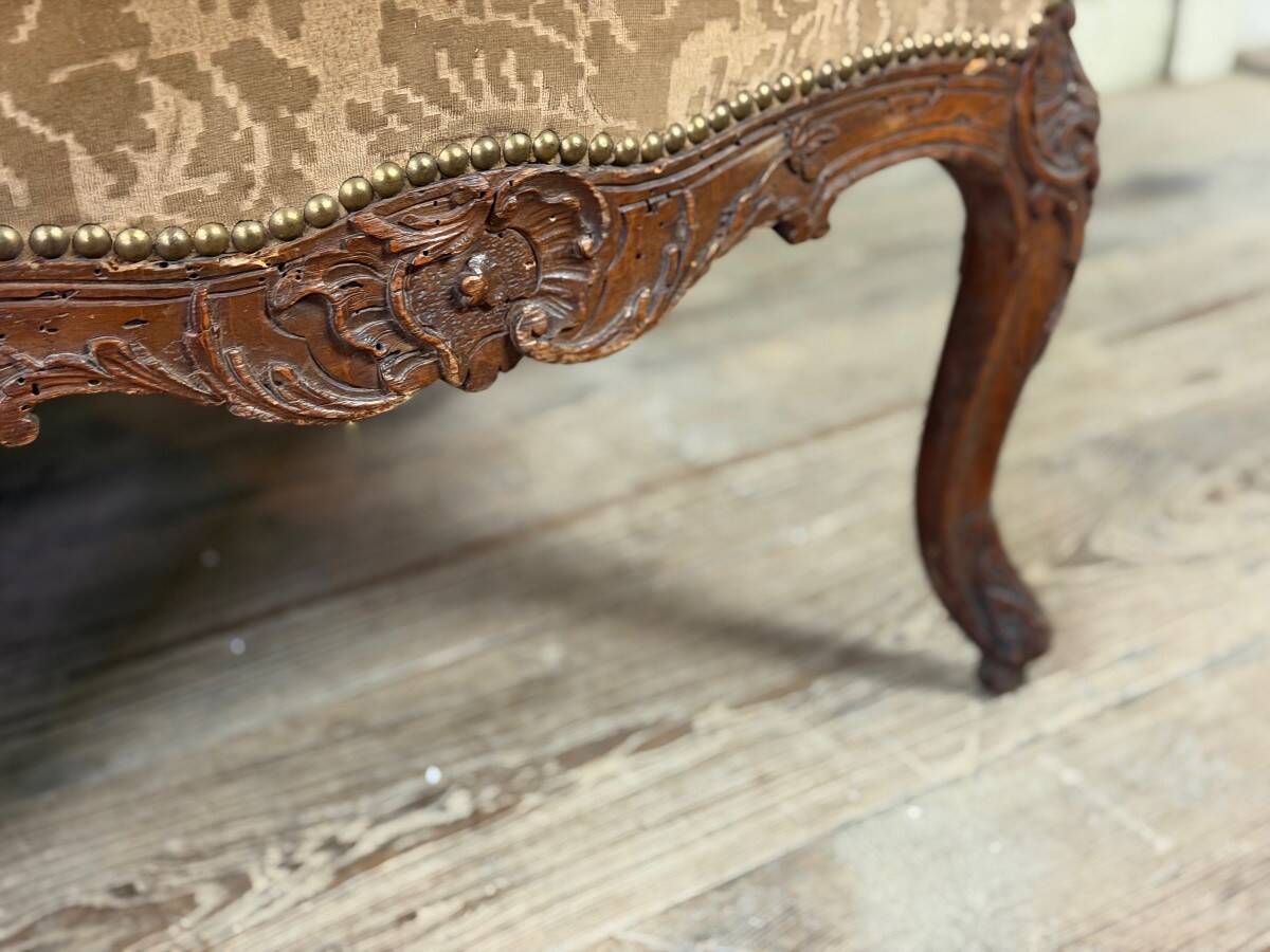Small Louis XV style wingback bench, circa 1880