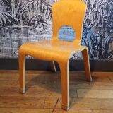 Children's chair in plywood
