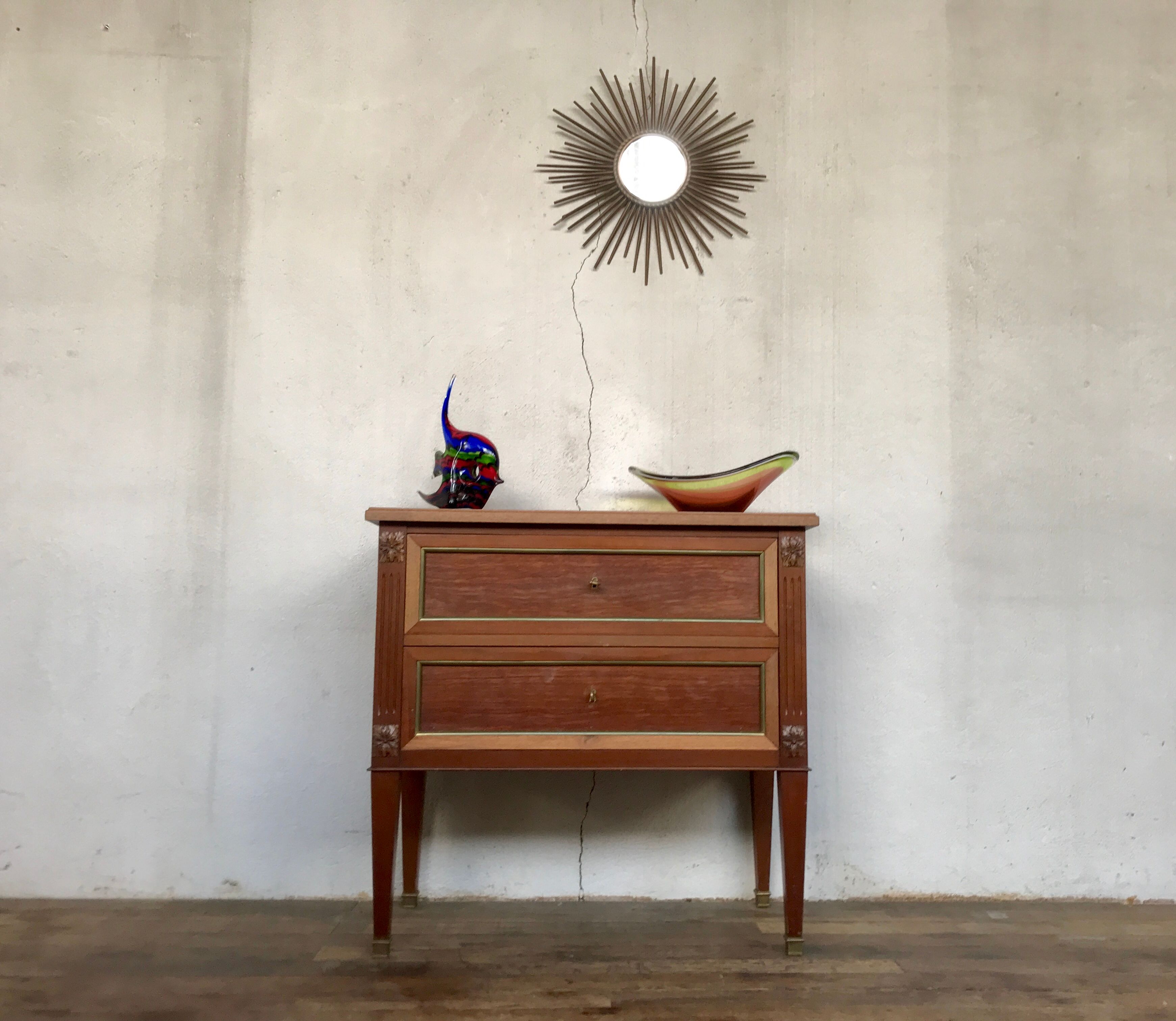 Louis XVI dresser 1930