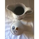 Milk pot and sugar