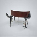 Bar en palissandre du milieu du XXe siècle avec tabourets de bar