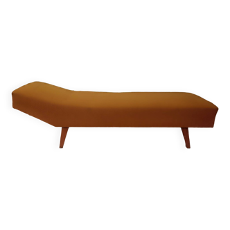 Vintage chaise longue daybed