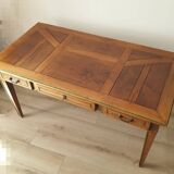 Solid wood desk – Rustic chic style