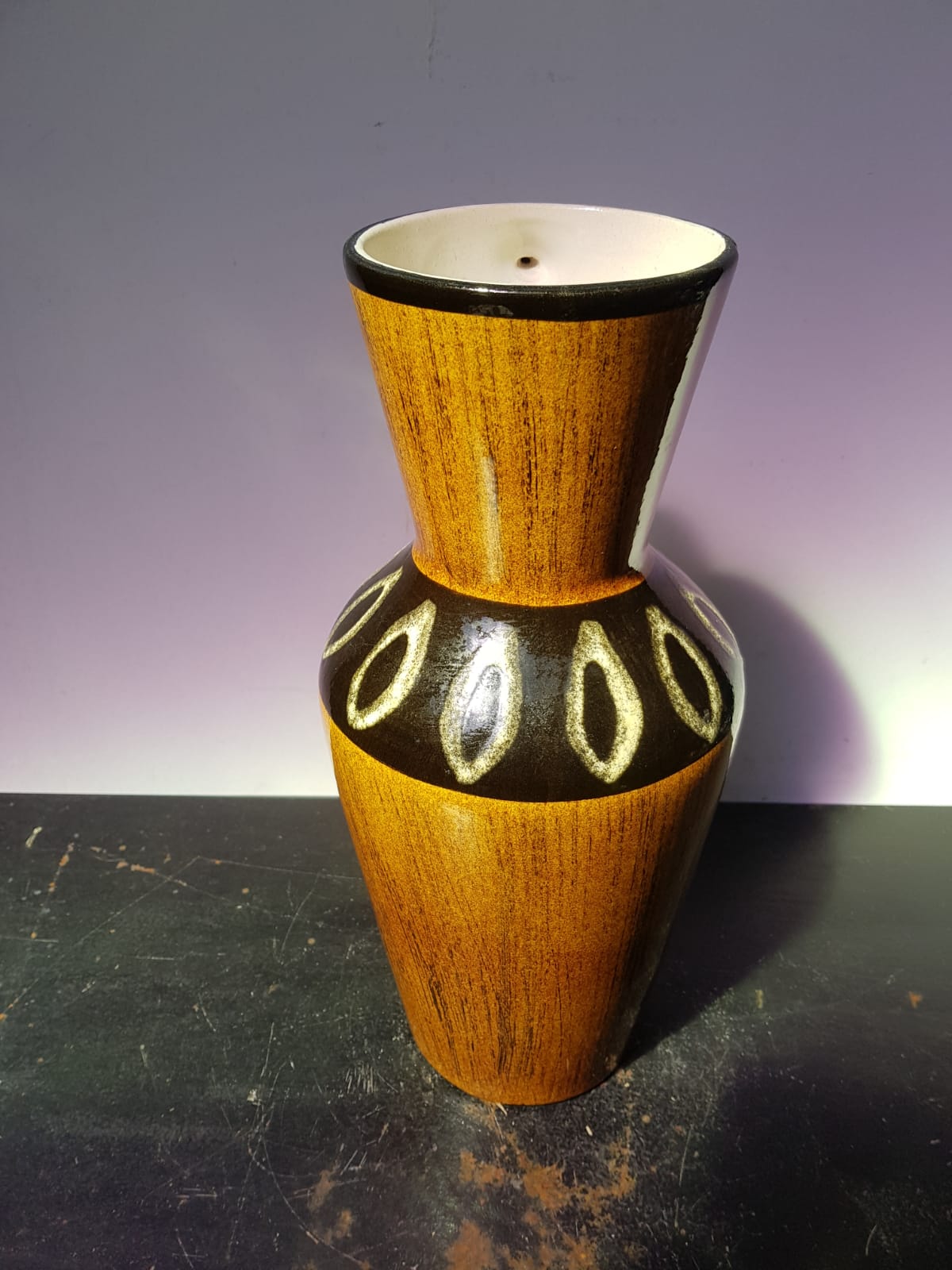 Scheurich europ linie vase beige & black ceramic + vintage germany handle